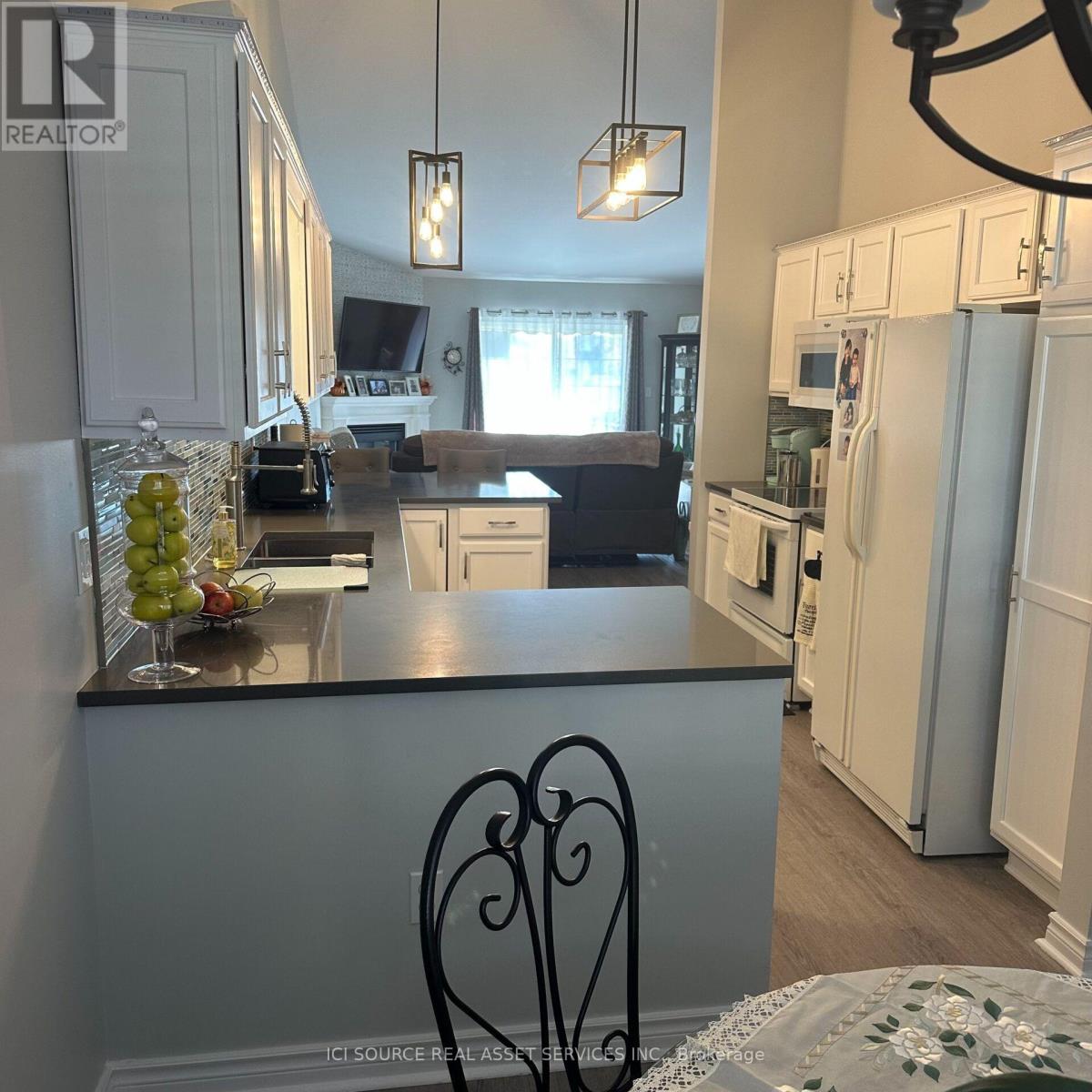 1576 Blue Heron Drive, Windsor, Ontario  N8P 1L6 - Photo 3 - X13674610