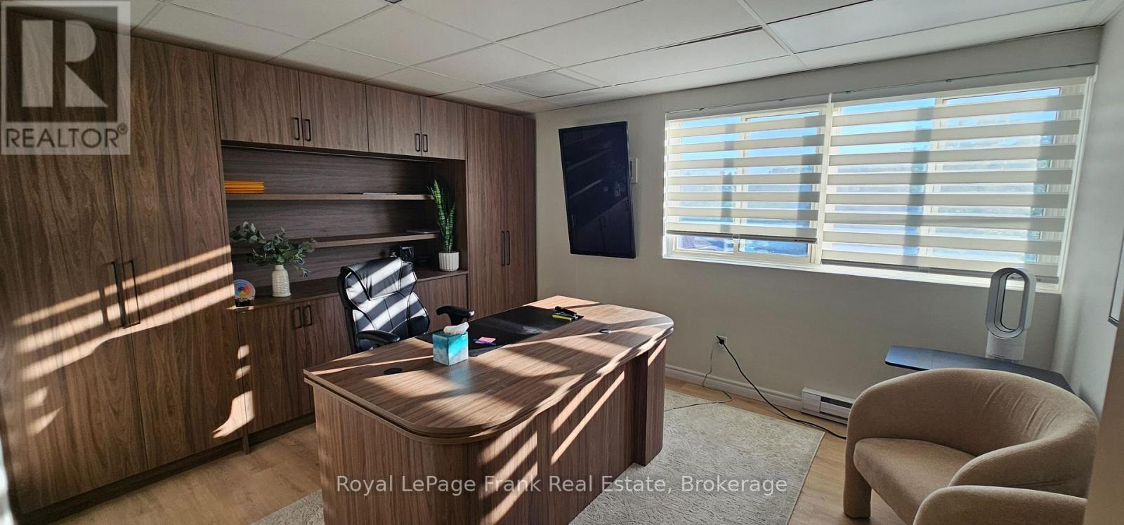 207 - 200 Bond Street W, Oshawa, Ontario  L1J 2L7 - Photo 7 - E13689292