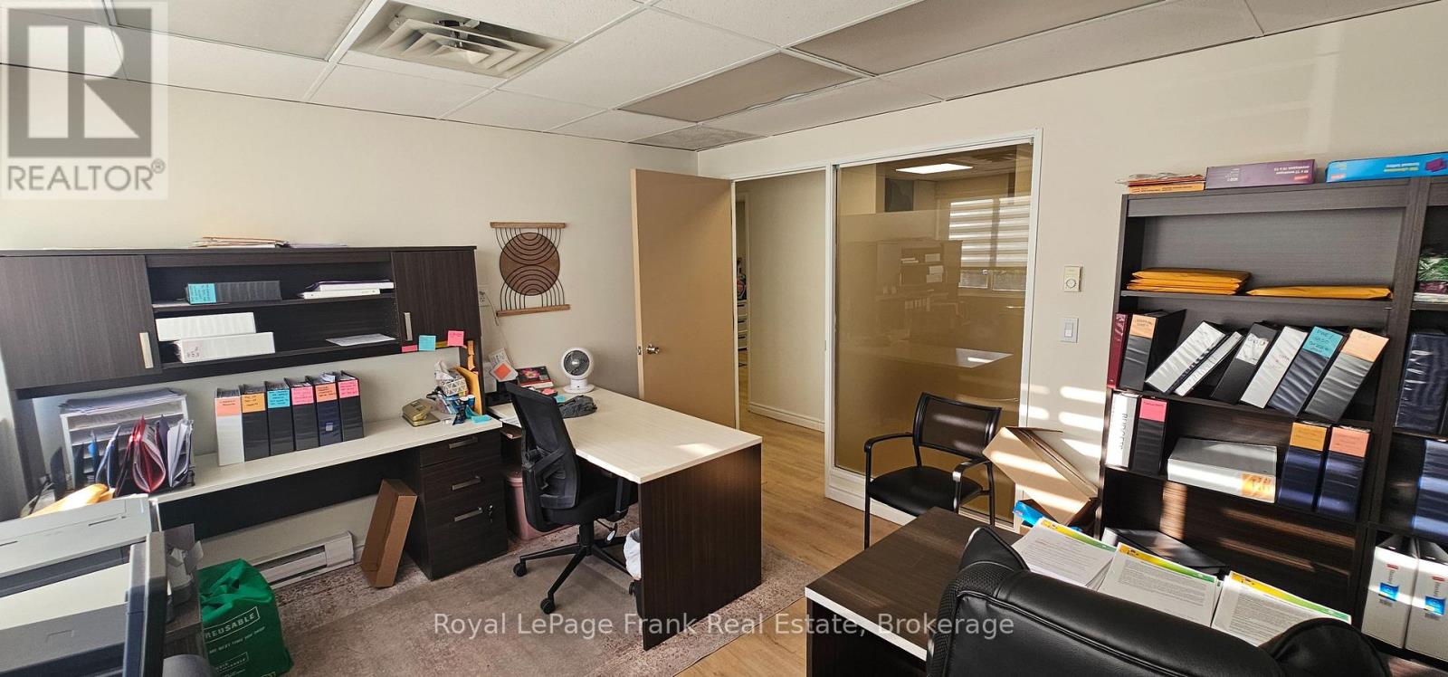 207 - 200 Bond Street W, Oshawa, Ontario  L1J 2L7 - Photo 5 - E13689292