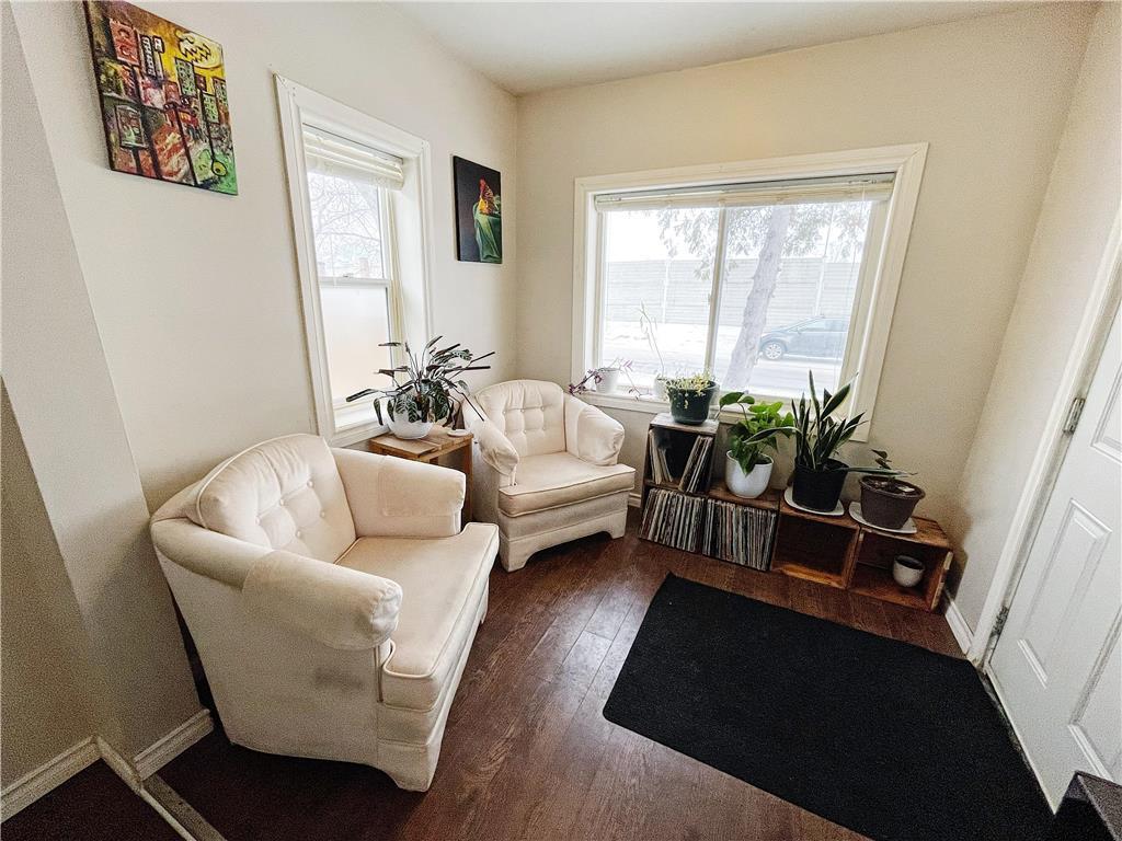 196 Notre Dame Street, Winnipeg, Manitoba  R2H 0C3 - Photo 4 - 202612722