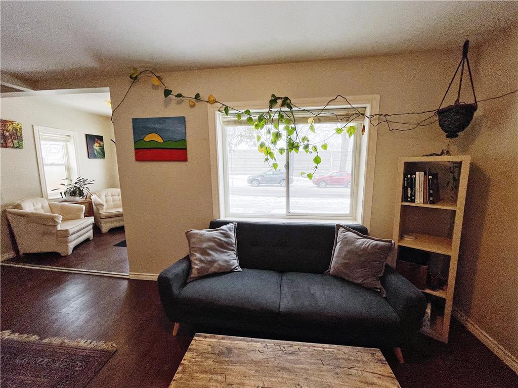 196 Notre Dame Street, Winnipeg, Manitoba  R2H 0C3 - Photo 9 - 202612722