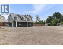 109 ALBERT STREET, Essex, Ontario