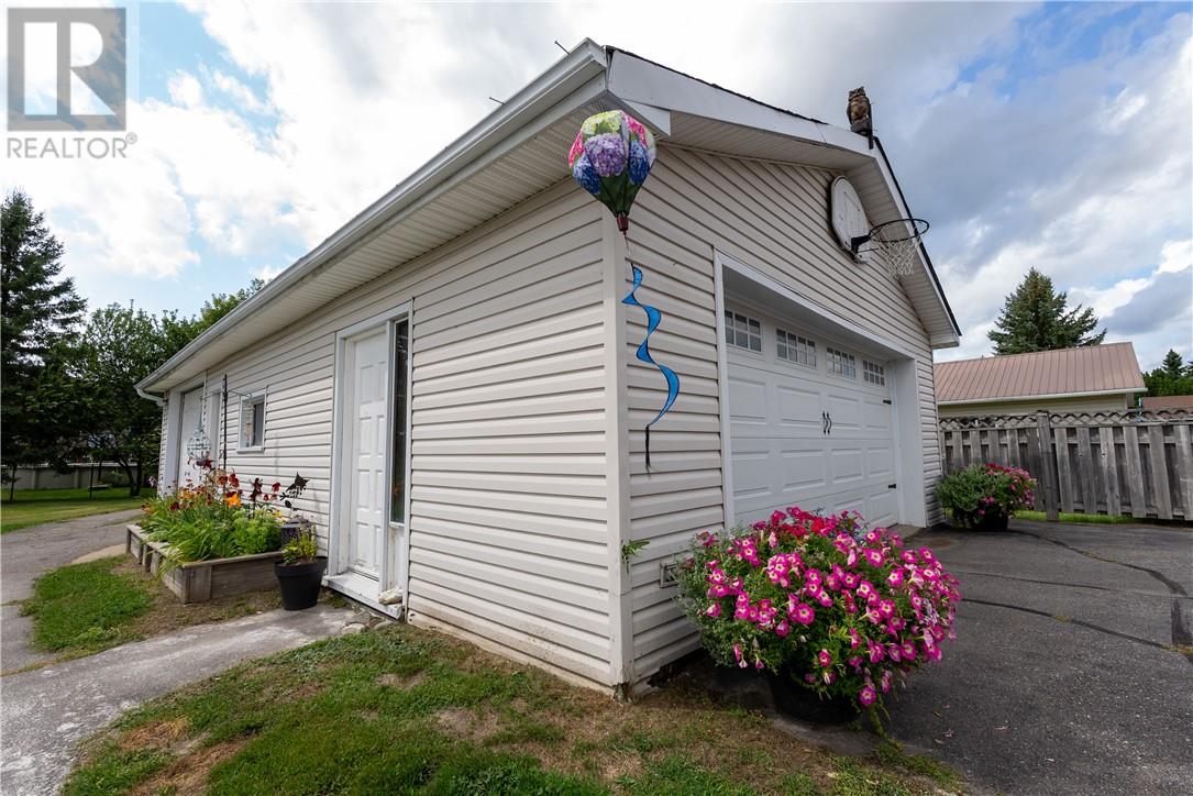 189 Rayside Avenue, Azilda, Ontario  P0M 1B0 - Photo 60 - 2129889