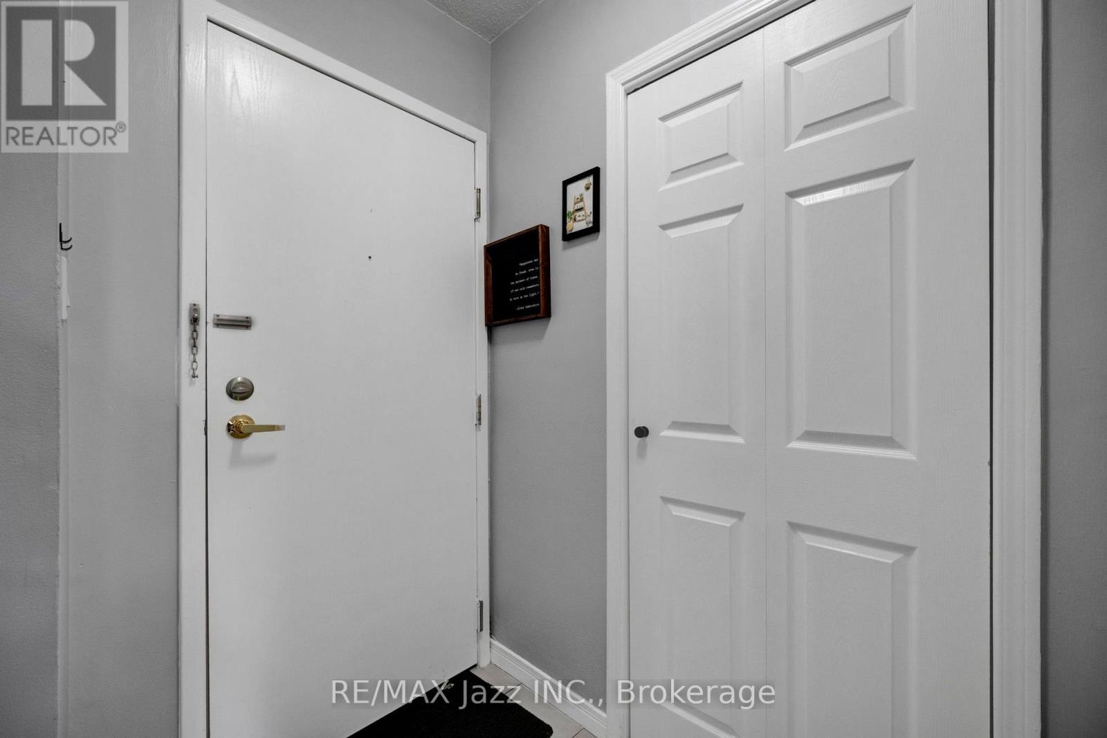 608 - 80 Athol Street E, Oshawa, Ontario L1H 8B7 - Photo 2 - E13690798