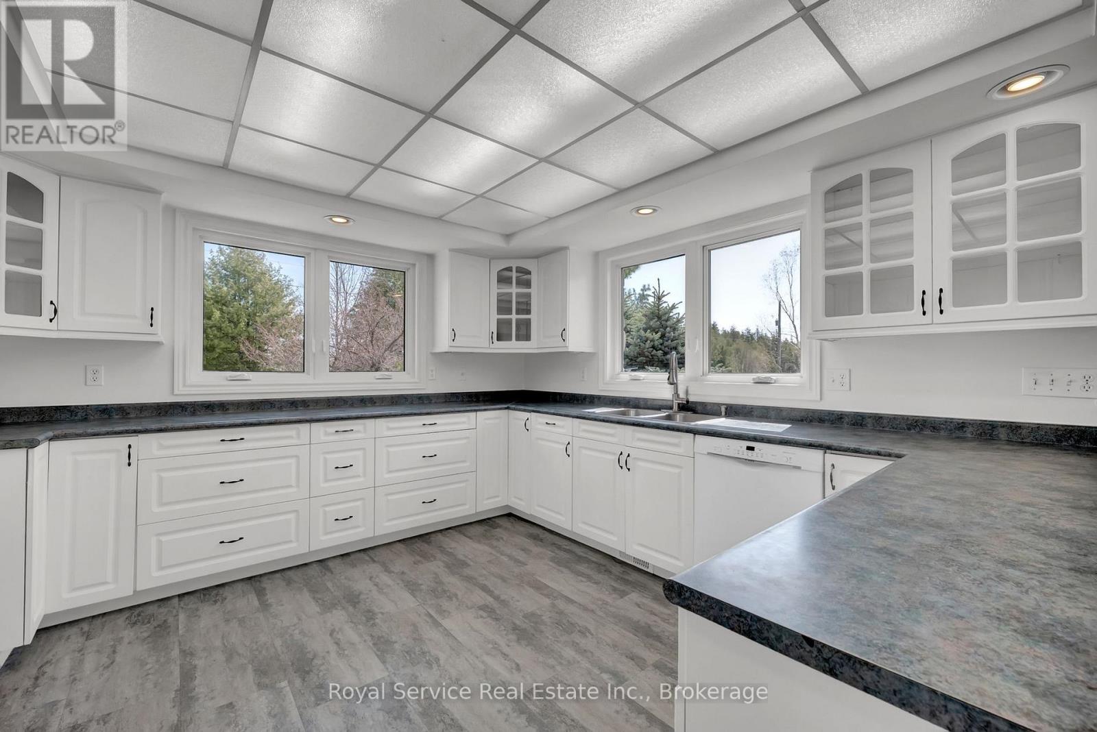 310 Viner Line, Selwyn, Ontario  K0L 1T0 - Photo 12 - X13690884