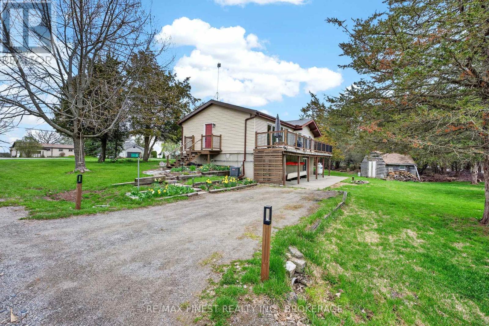 8 Sunrise Court, Prince Edward County, Ontario  K8N 4Z7 - Photo 34 - X13690706