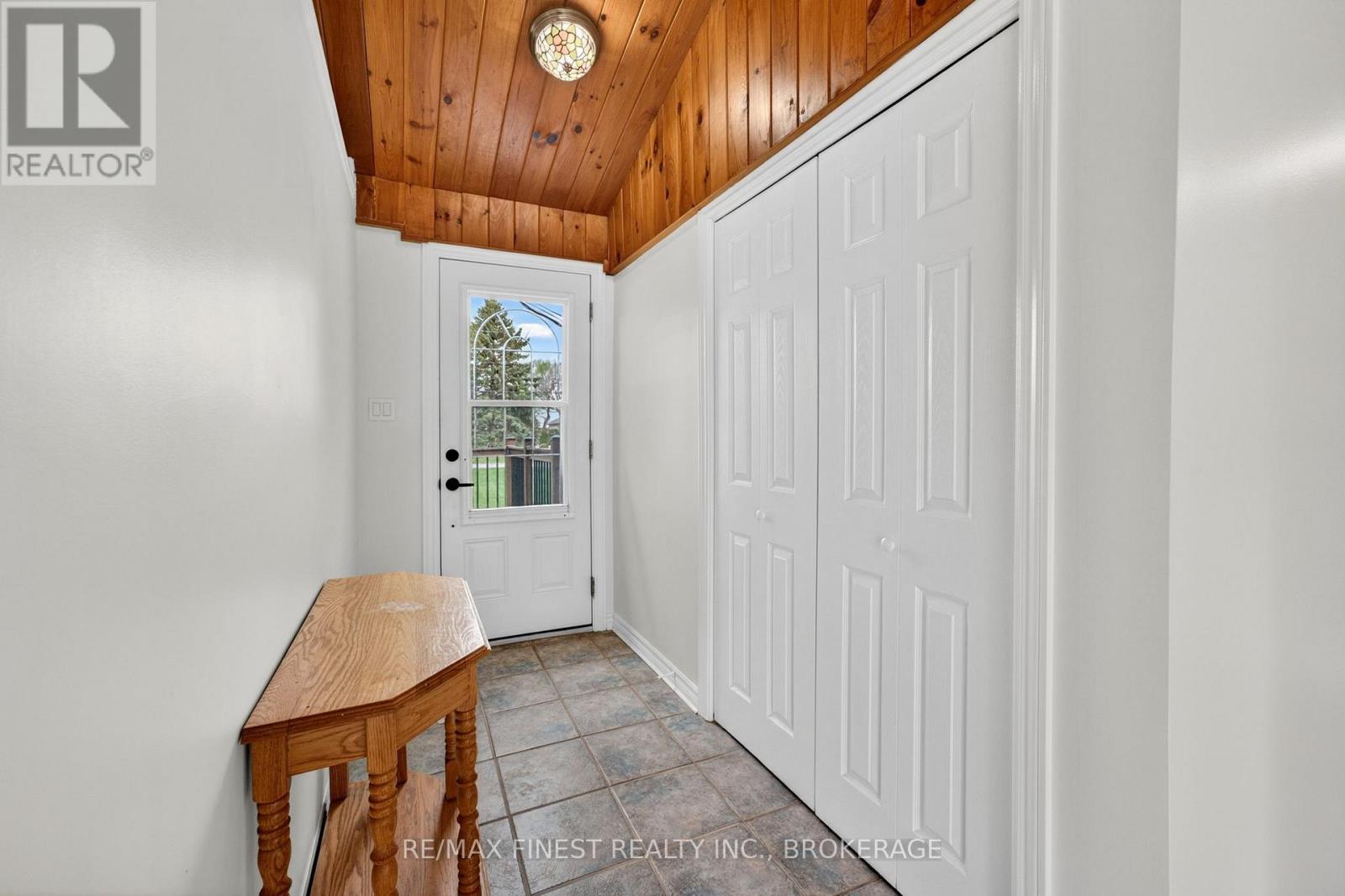 8 Sunrise Court, Prince Edward County, Ontario  K8N 4Z7 - Photo 7 - X13690706