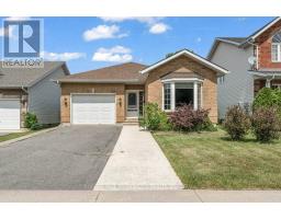 138 DALGLEISH AVENUE, Kingston, Ontario