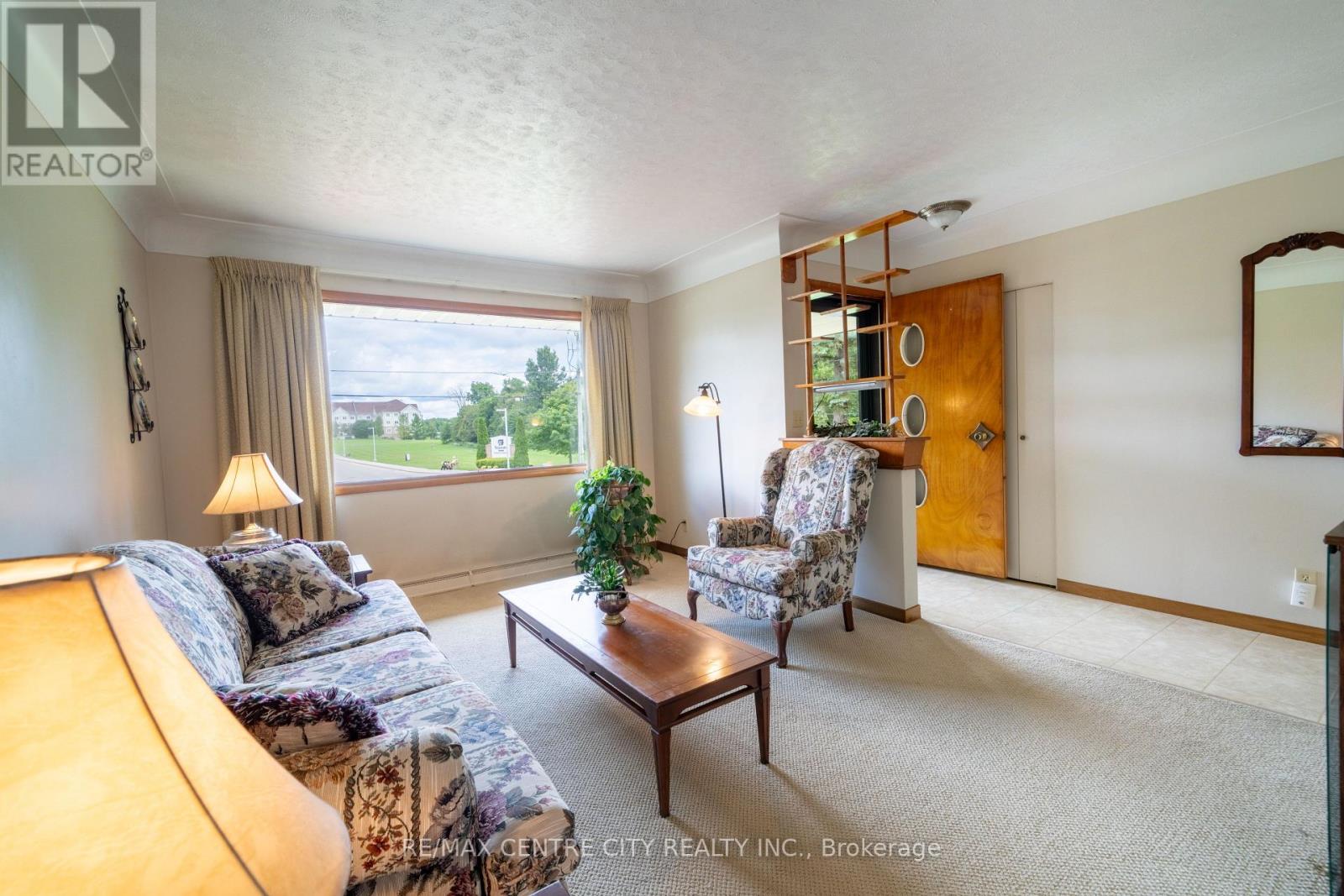 3229 Napperton Drive, Strathroy-Caradoc, Ontario  N7G 3H8 - Photo 18 - X13690874