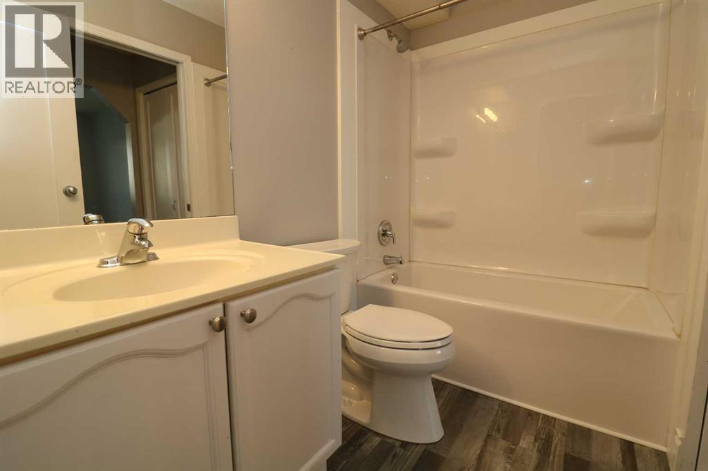 52 Mt Aberdeen Circle SE, Calgary, Alberta  T2Z 3H1 - Photo 13 - A2330904