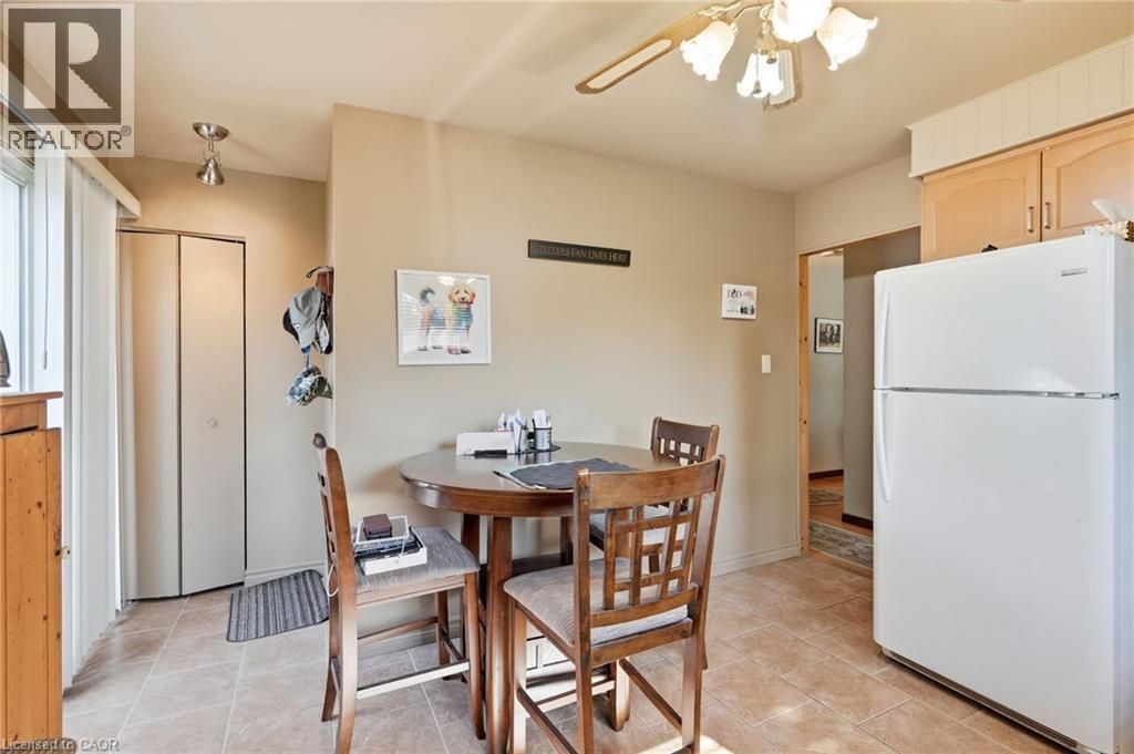 46 Brett Court, Hamilton, Ontario  L8T 4R8 - Photo 5 - 40852349