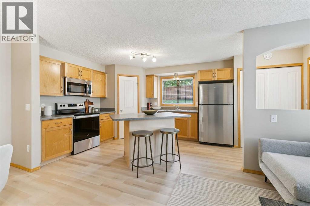 106, 7 Everridge Square SW, Calgary, Alberta  T2Y 5J5 - Photo 10 - A2336729