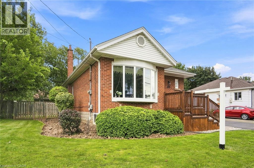 299 West 5th Street, Hamilton, Ontario  L9C 3P2 - Photo 4 - 40856579