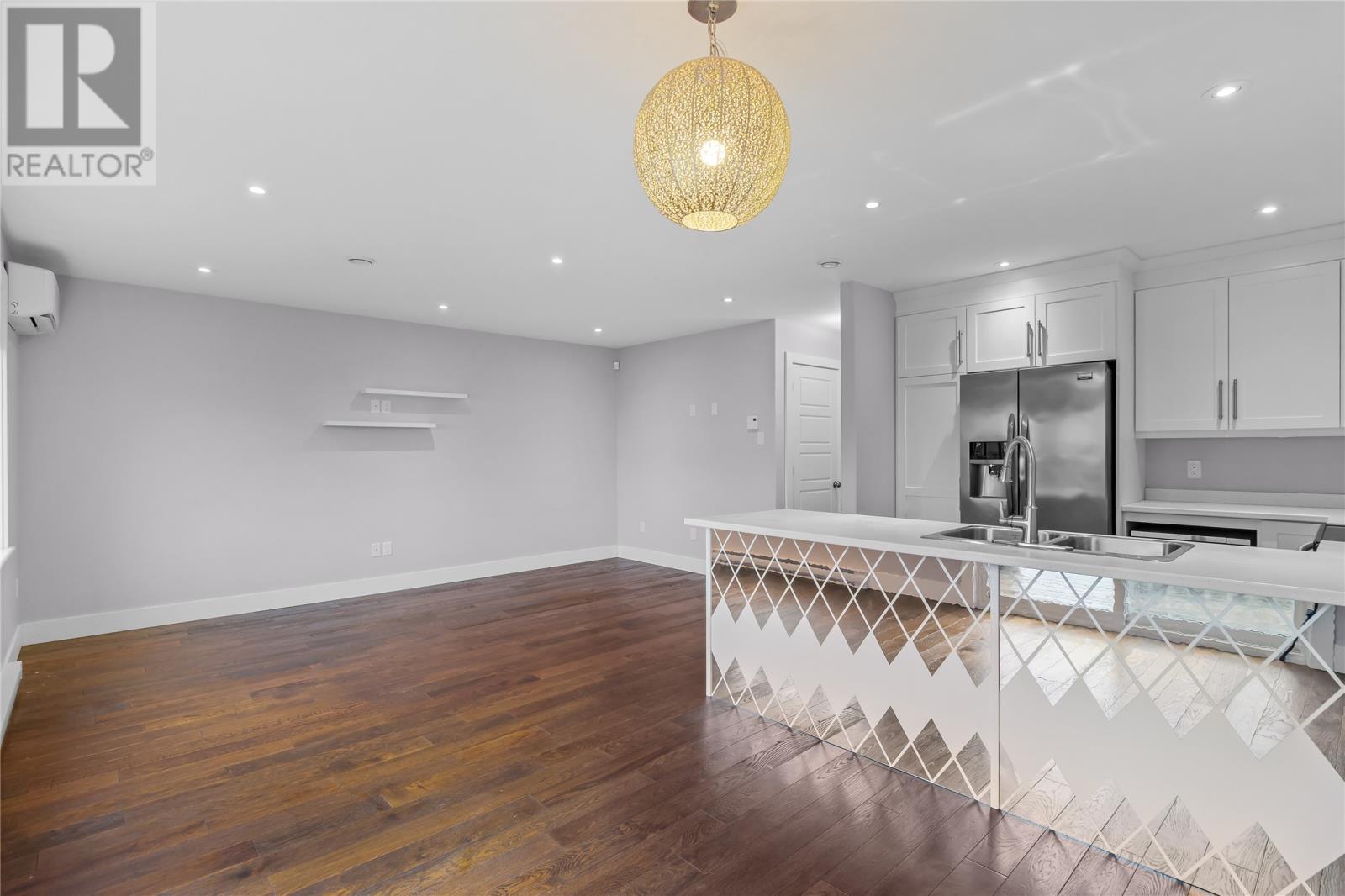 47 Great Southern Drive, St. John's — photo 11