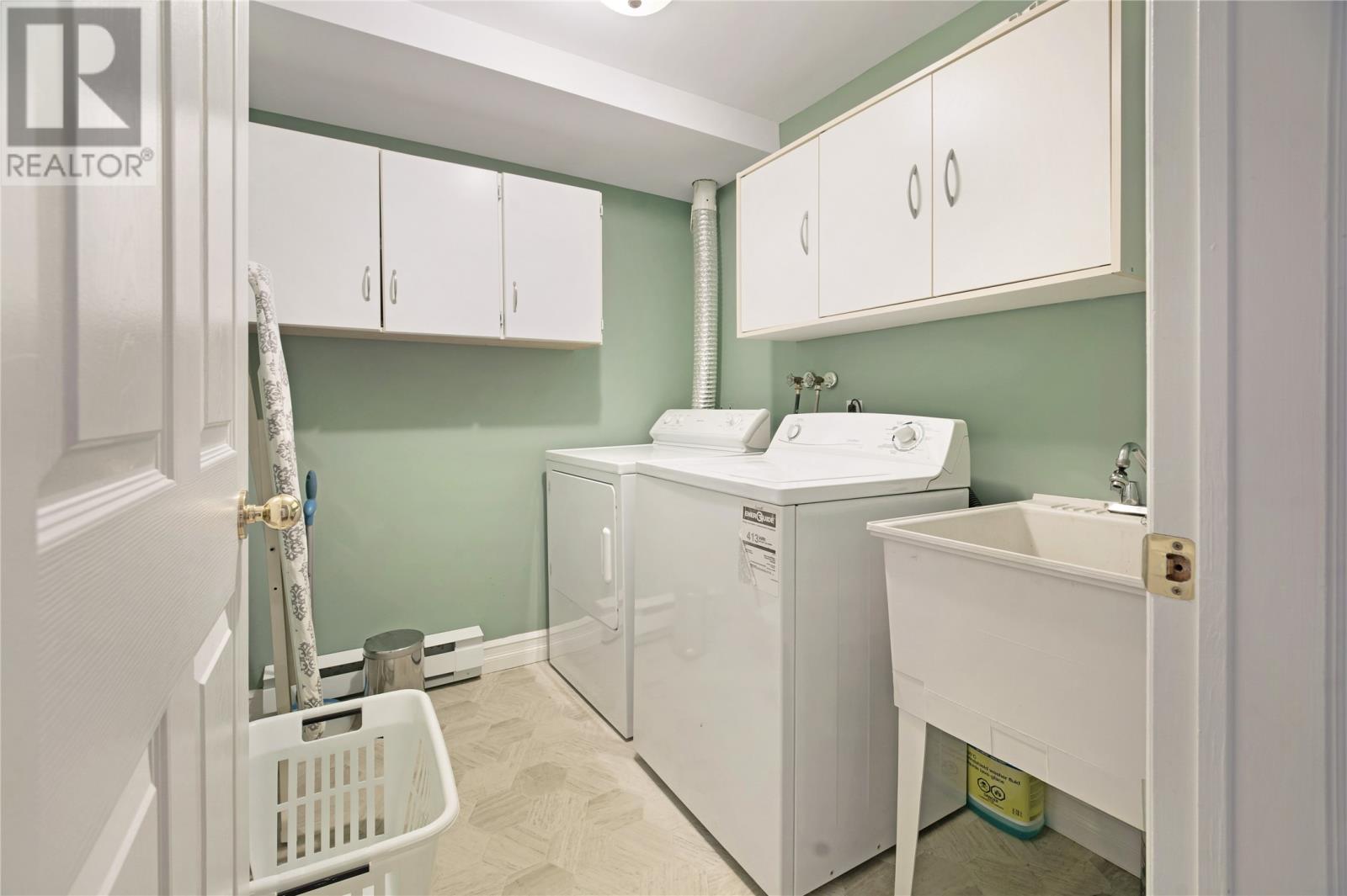 1 Sarasota Court, St. Johns — photo 17