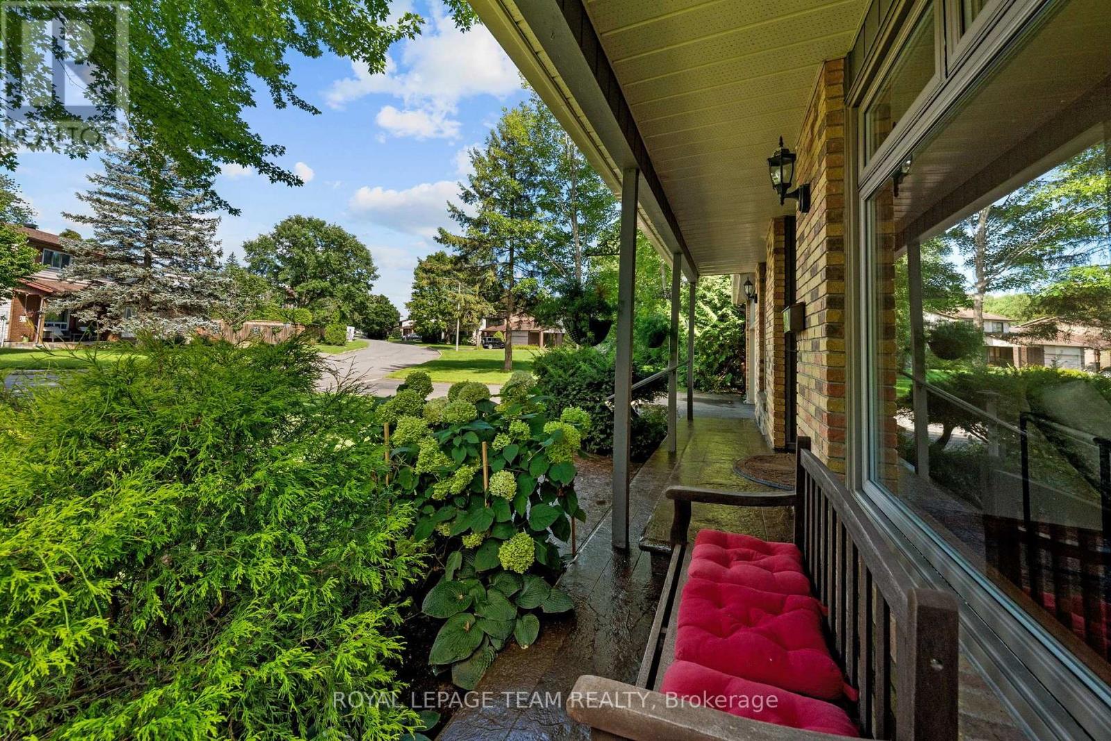 240 Hoylake Crescent, Ottawa, Ontario  K1E 2M8 - Photo 33 - X13690766