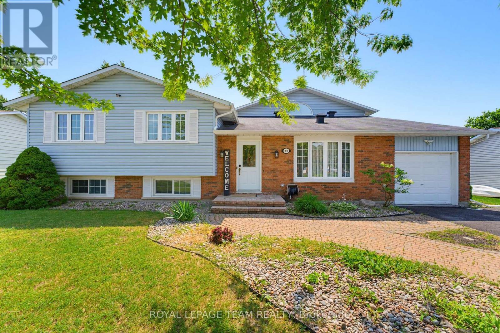 49 Owlshead Road, Ottawa, Ontario  K0A 3P0 - Photo 1 - X13690814