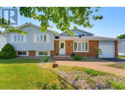 49 OWLSHEAD ROAD, Ottawa, Ontario