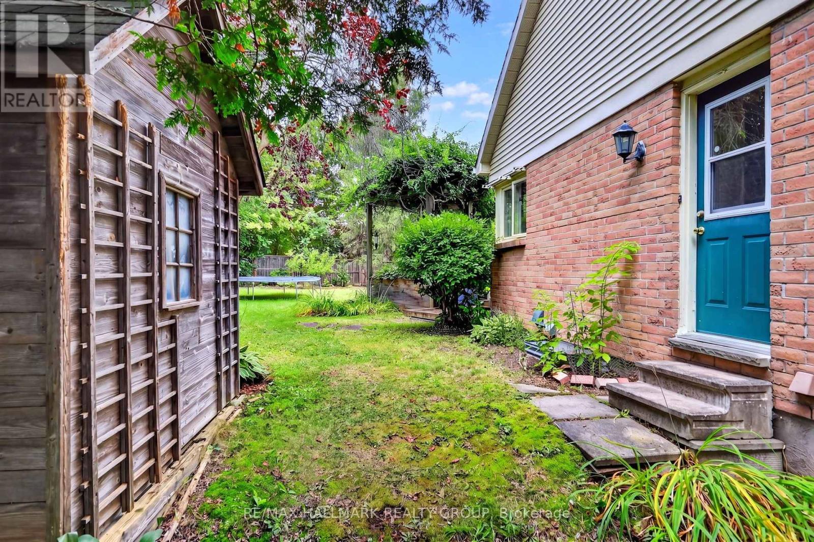 9 Kintail Court, Ottawa, Ontario  K2S 1G8 - Photo 50 - X13690926