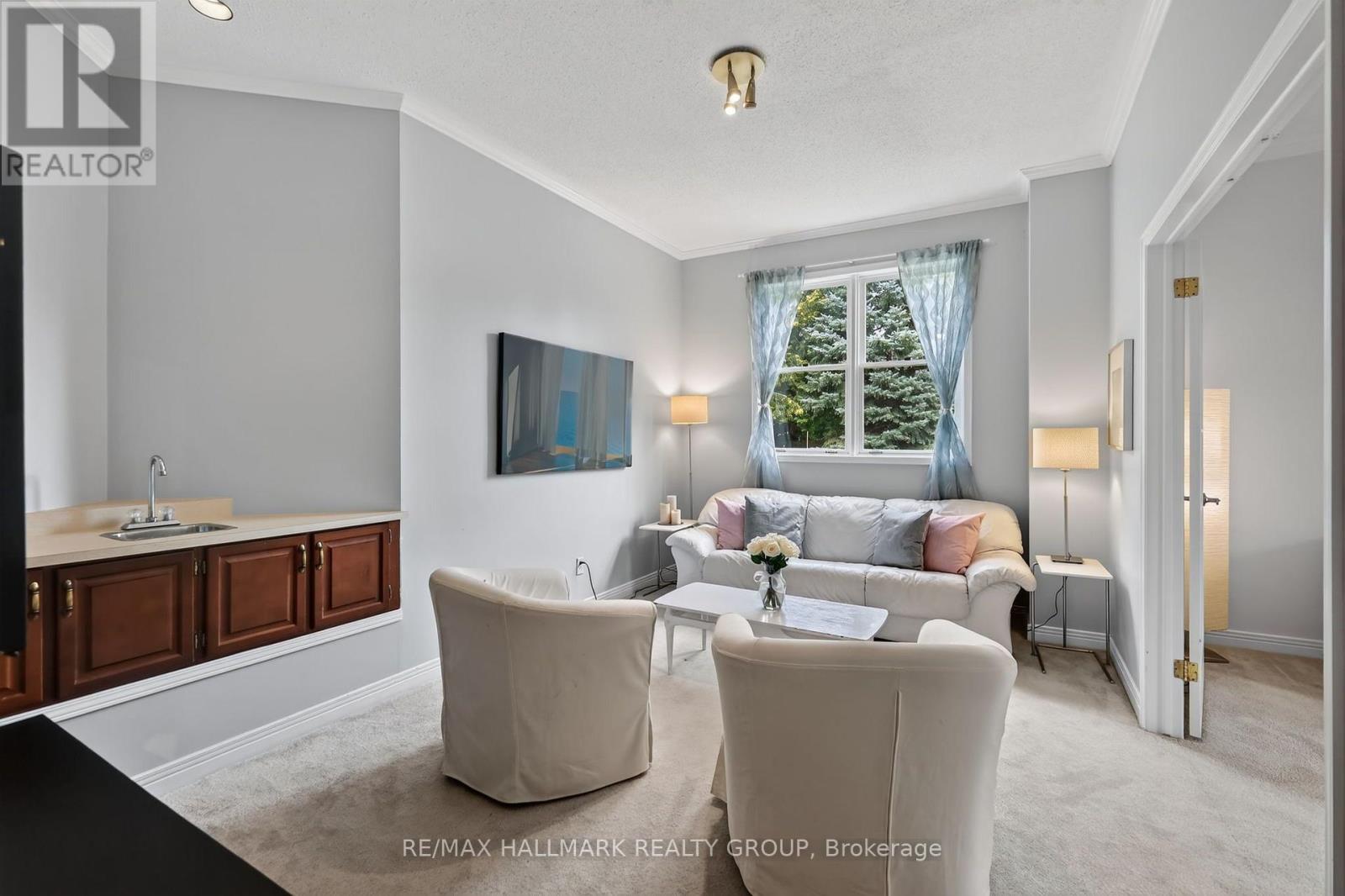 9 Kintail Court, Ottawa, Ontario  K2S 1G8 - Photo 6 - X13690926