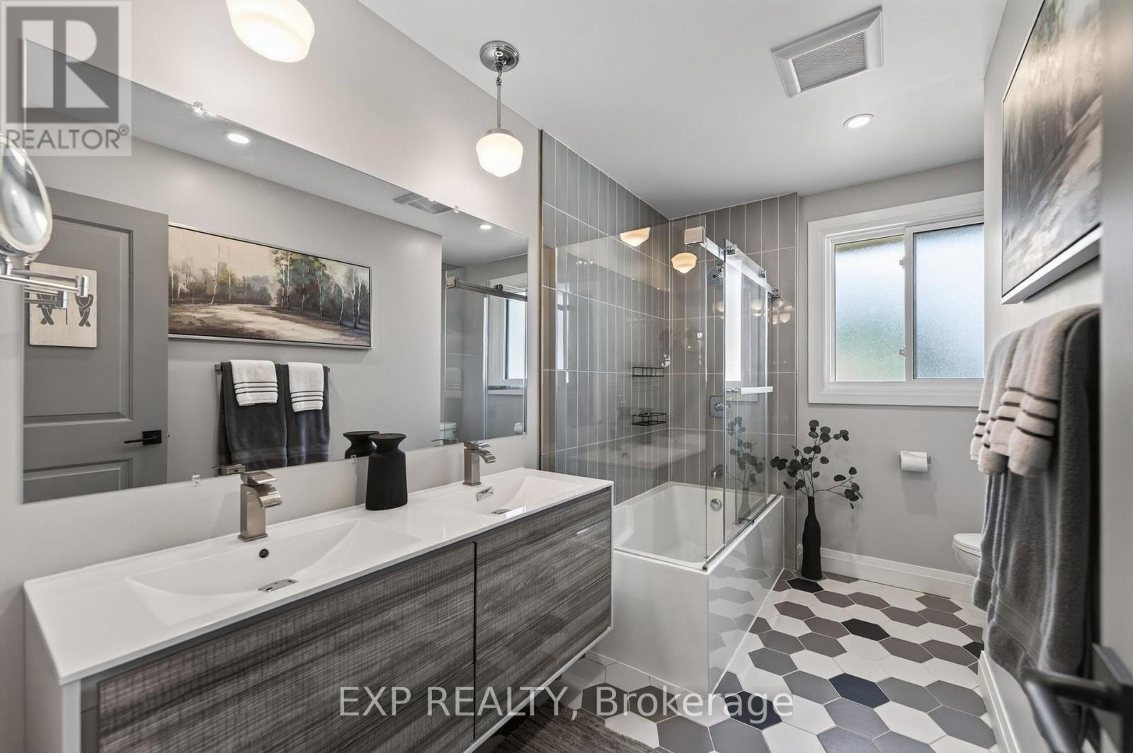 63 Harcove Street, St. Catharines, Ontario  L2N 6L9 - Photo 29 - X13690630