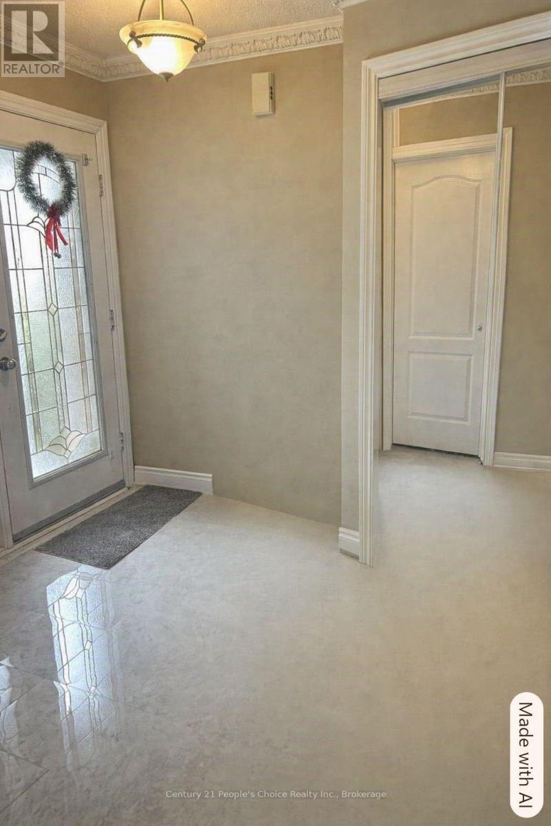 670 Macbeth Heights, Mississauga, Ontario  L5W 1E5 - Photo 8 - W13690838