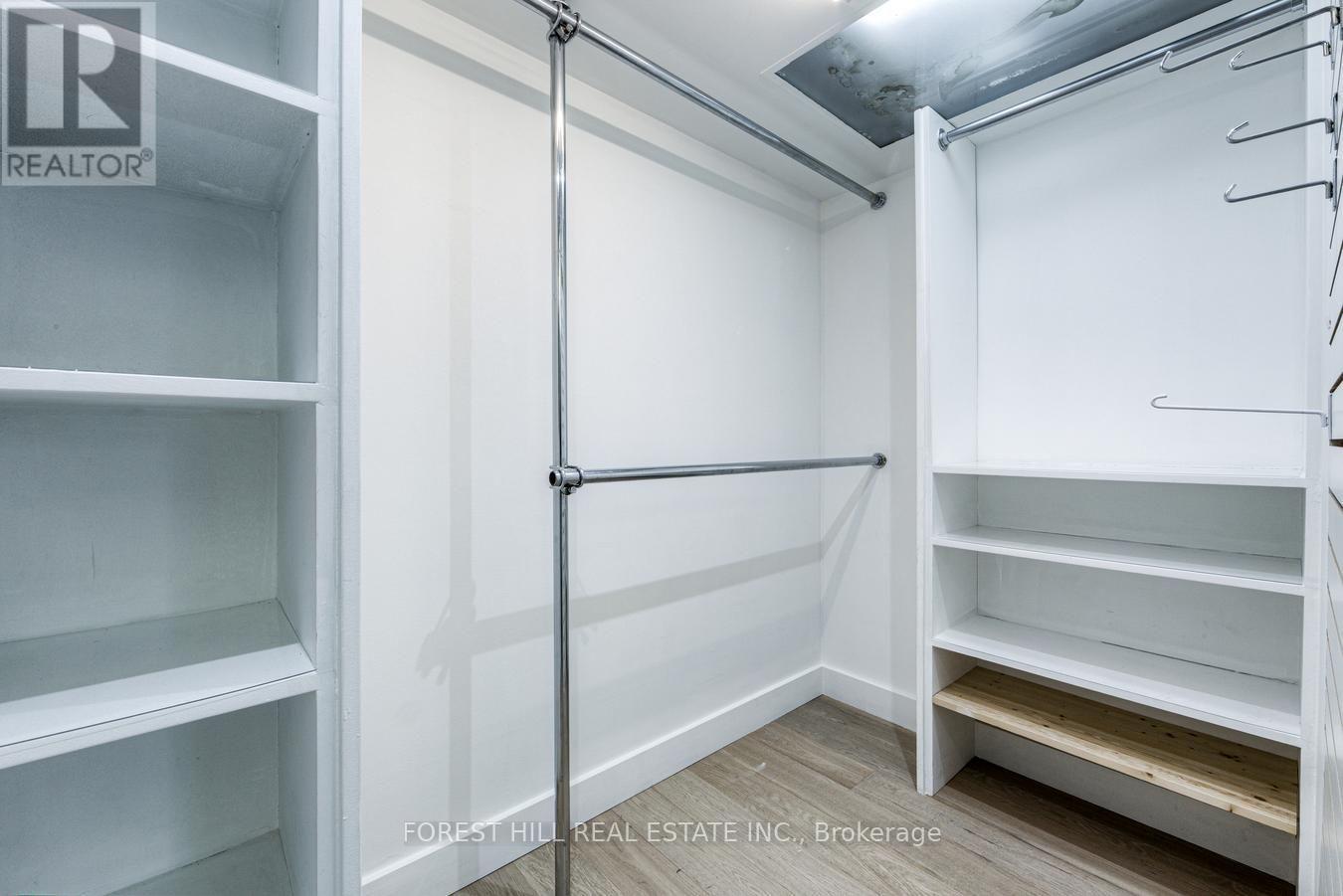 1707 - 65 Harbour Square, Toronto, Ontario  M5J 2L4 - Photo 19 - C13690636