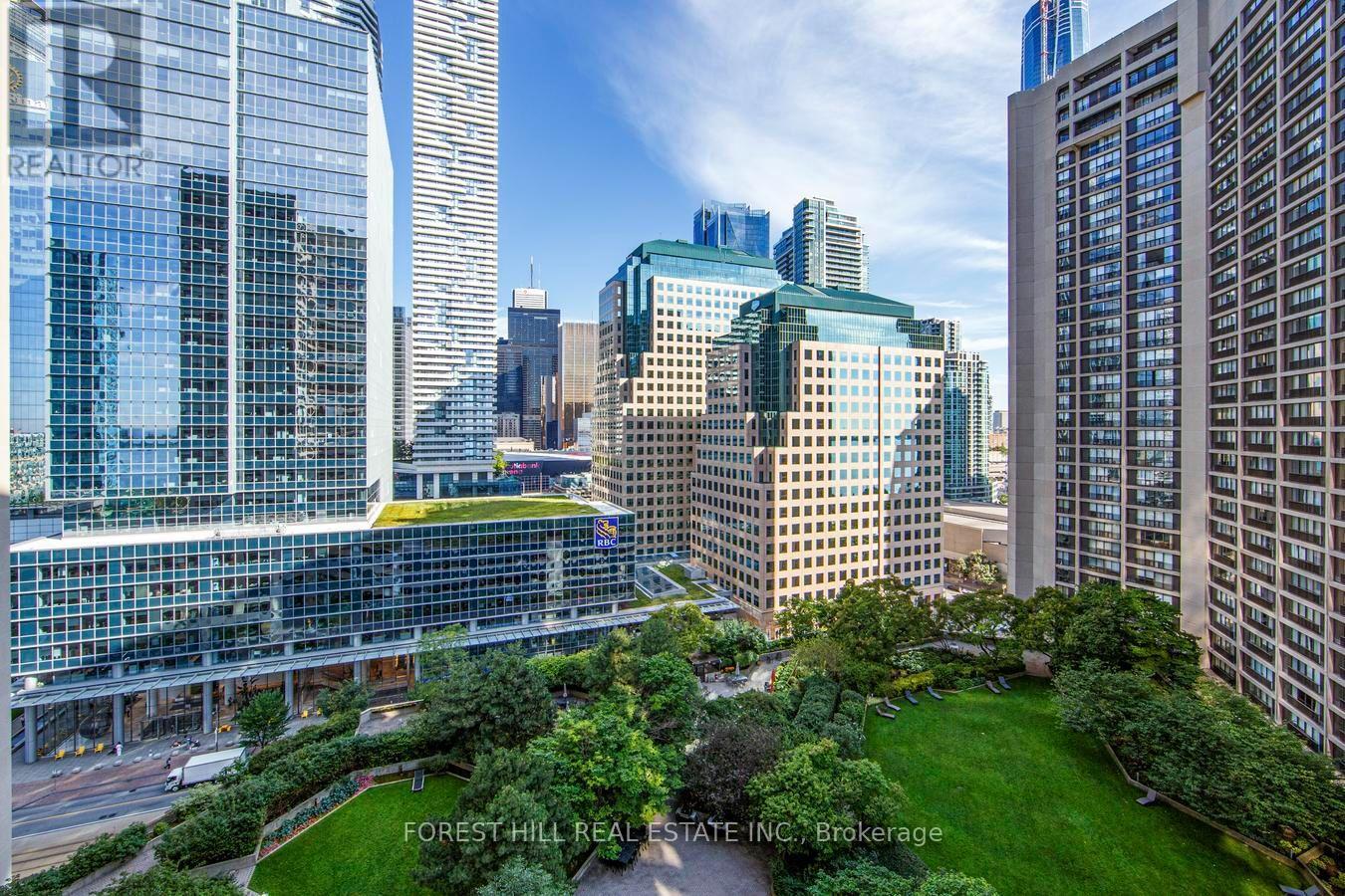 1707 - 65 Harbour Square, Toronto, Ontario  M5J 2L4 - Photo 22 - C13690636