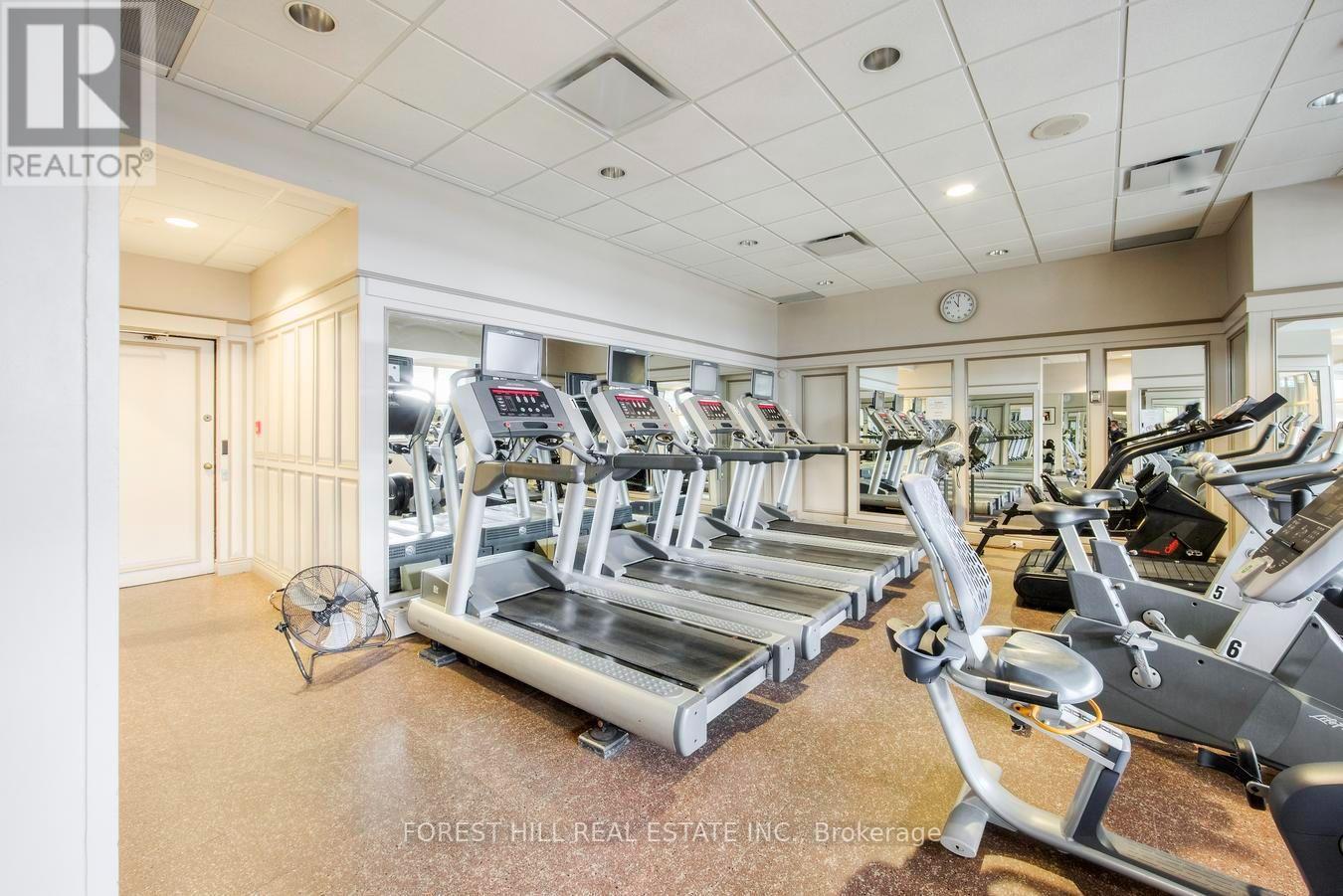 1707 - 65 Harbour Square, Toronto, Ontario  M5J 2L4 - Photo 29 - C13690636