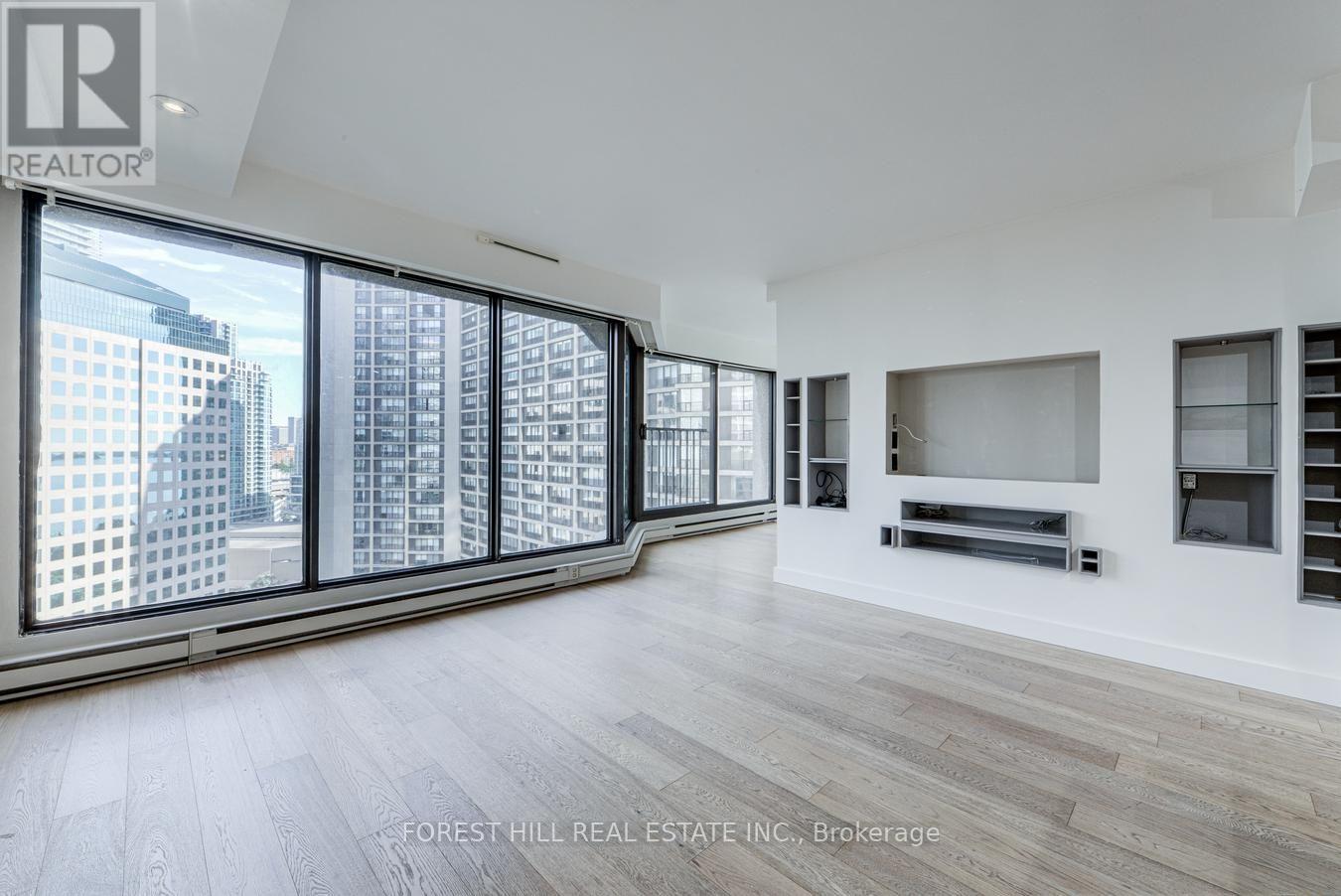 1707 - 65 Harbour Square, Toronto, Ontario  M5J 2L4 - Photo 8 - C13690636