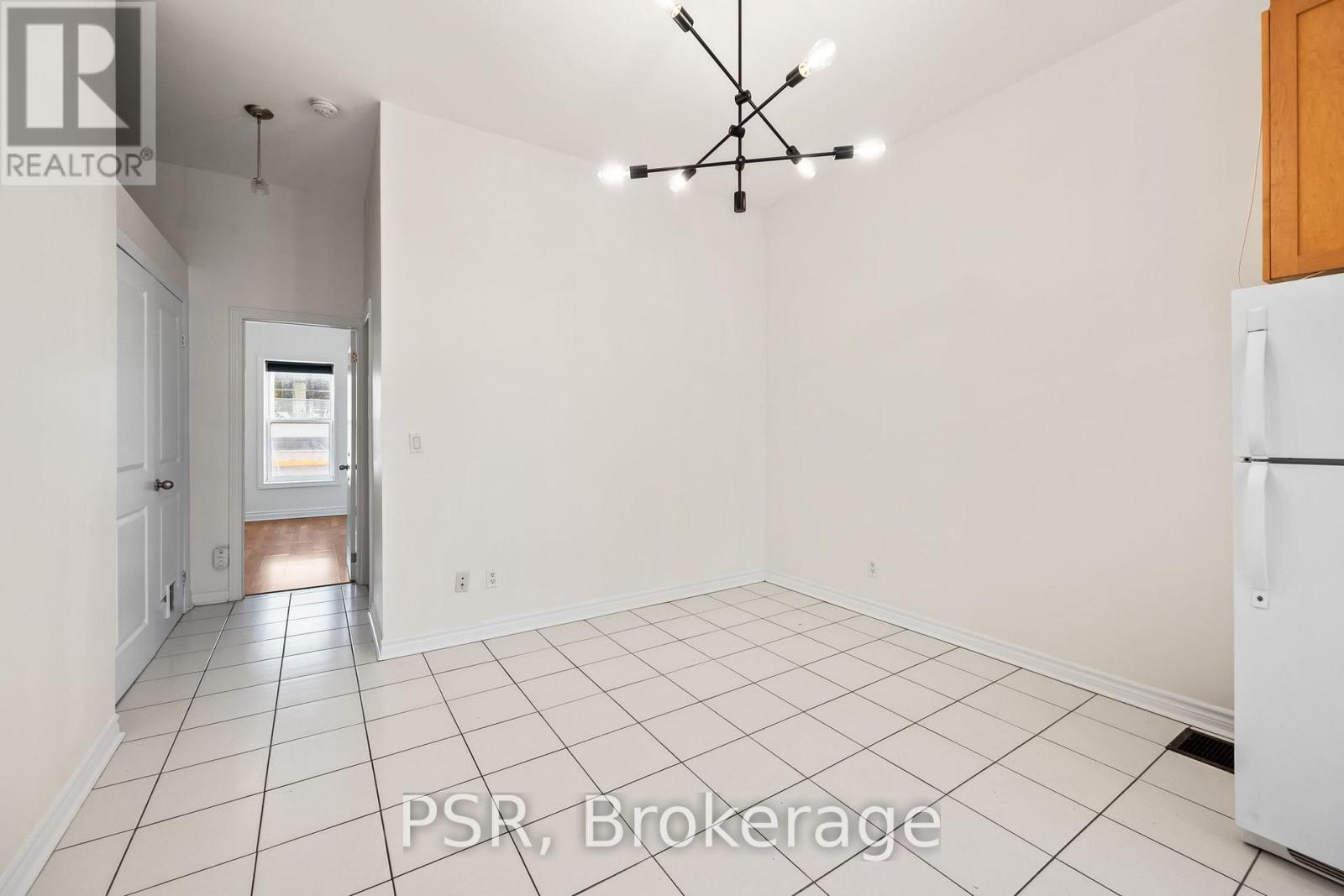 Front - 112 Ossington Avenue, Toronto, Ontario  M6J 2Z4 - Photo 8 - C13690672