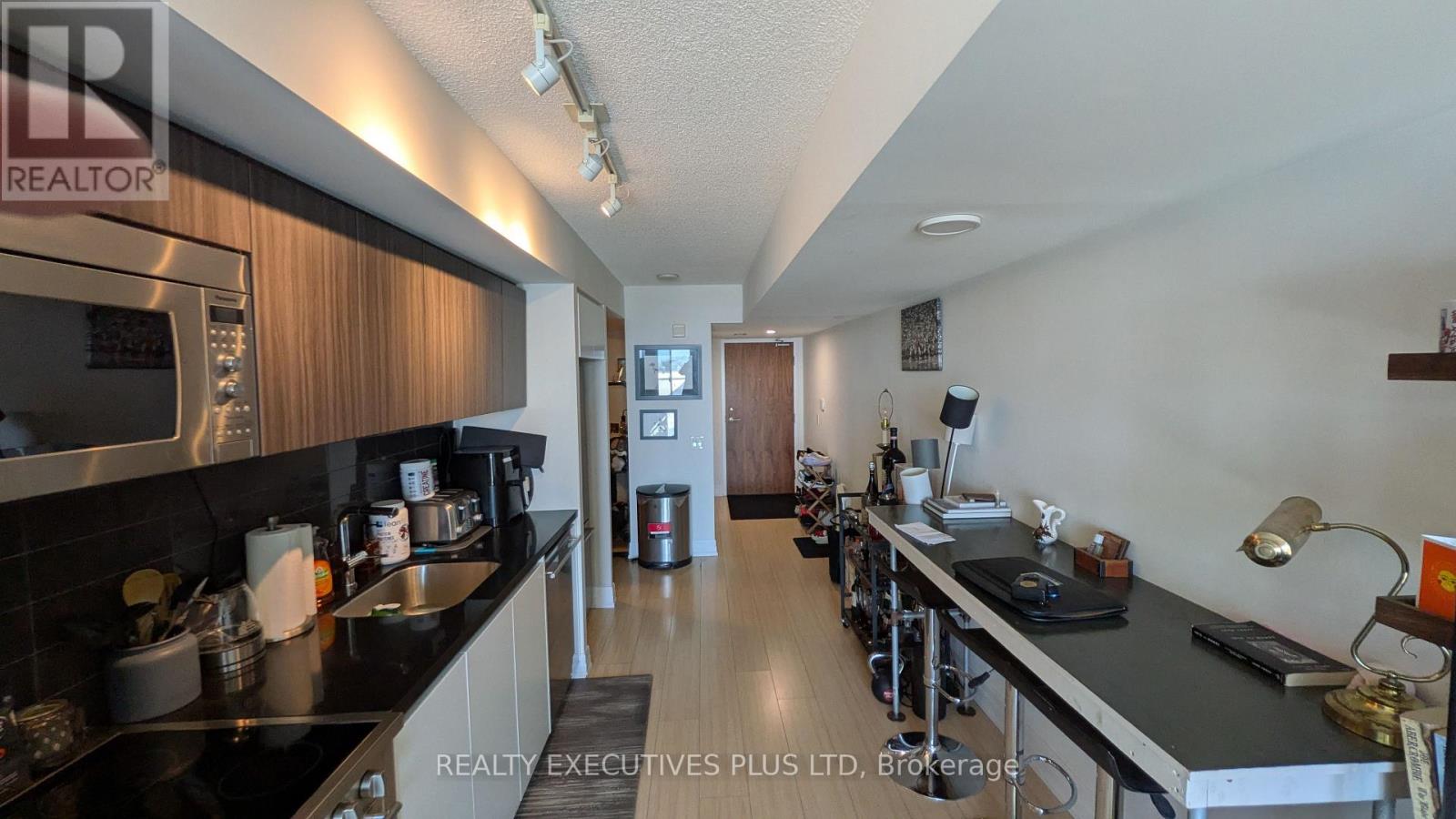 4002 - 85 Queens Wharf Road, Toronto, Ontario  M5V 0J9 - Photo 6 - C13690762