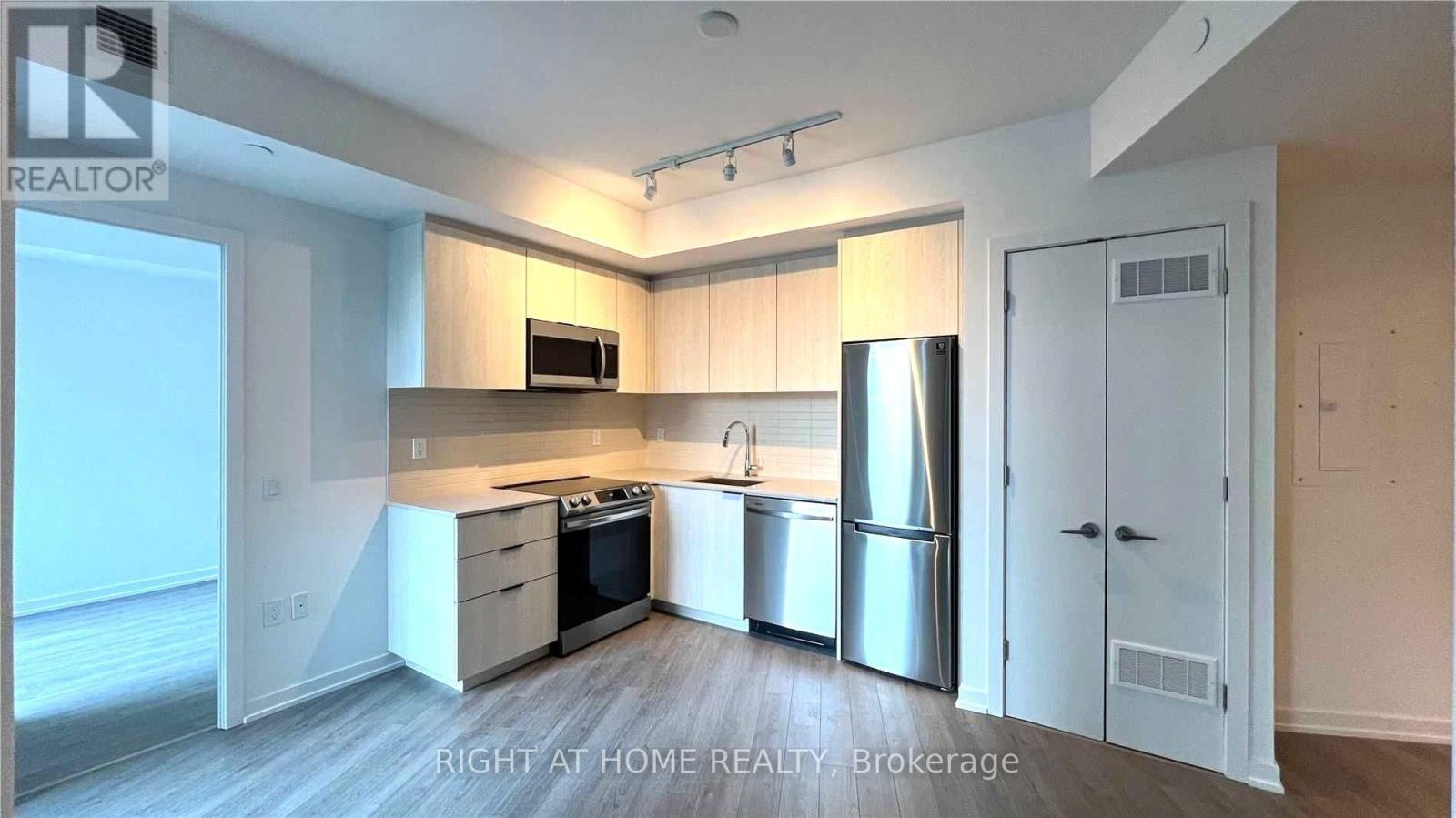 917 - 50 Power Street, Toronto, Ontario  M5A 0V3 - Photo 3 - C13690768