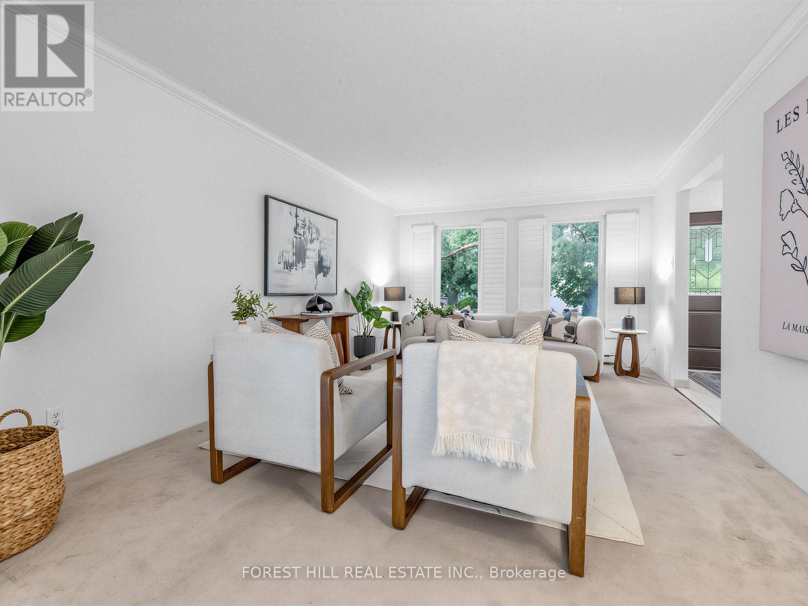 1 AMES CIRCLE Toronto (Banbury-Don Mills), ON M3B 3B9