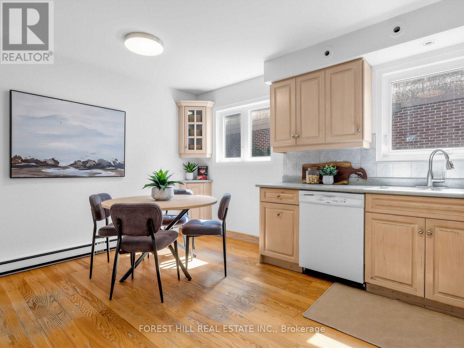 1 AMES CIRCLE Toronto (Banbury-Don Mills), ON M3B 3B9