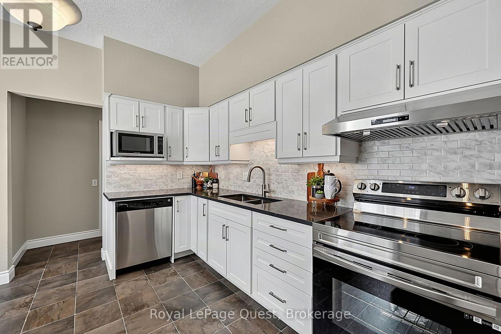 125 Coldwater Road, Orillia, Ontario  L3V 3L5 - Photo 24 - S13690644