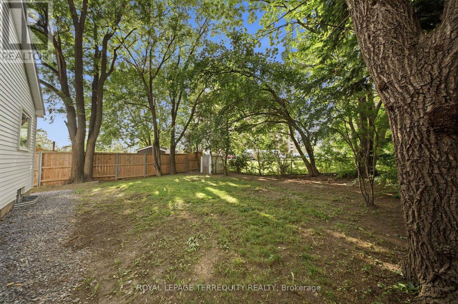 42 Plumridge Court, Ajax, Ontario  L1S 3Z8 - Photo 29 - E13690704