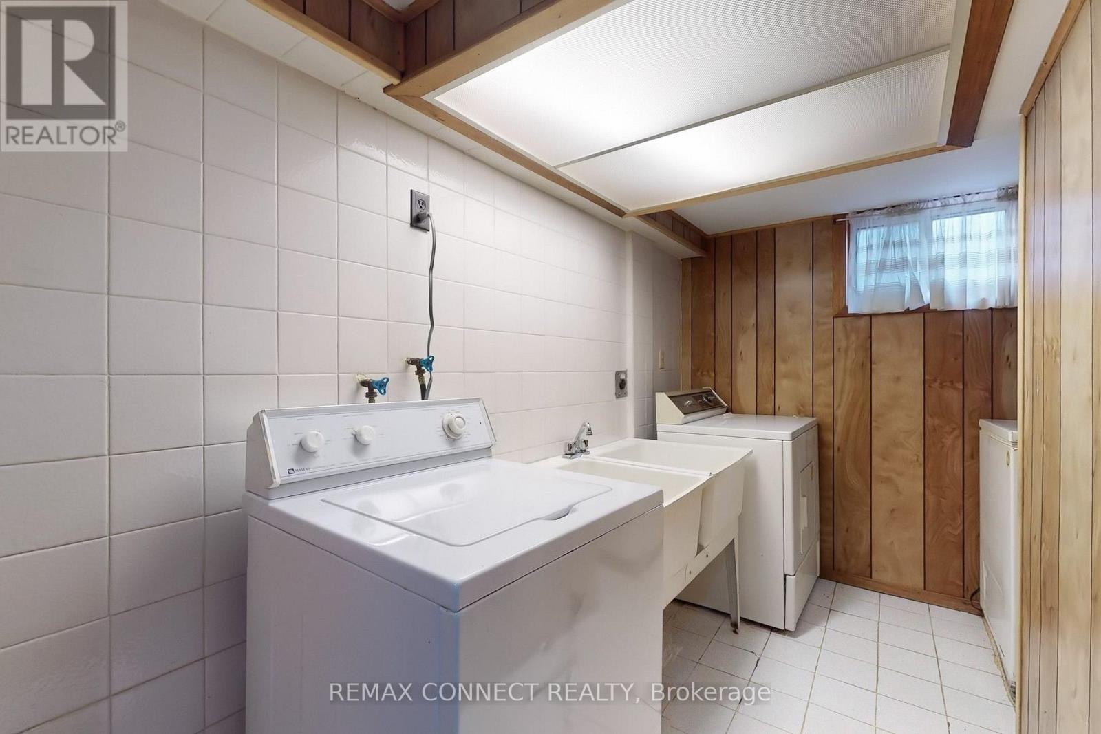 20 Brinloor Boulevard, Toronto, Ontario  M1M 1L2 - Photo 35 - E13690714