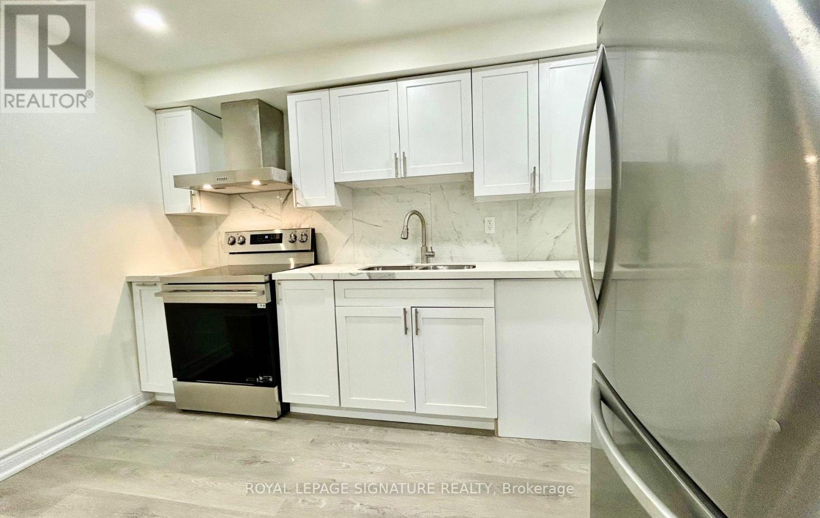 Bsmt - 214 Flood Avenue, Clarington, Ontario  L1B 0W6 - Photo 4 - E13690836