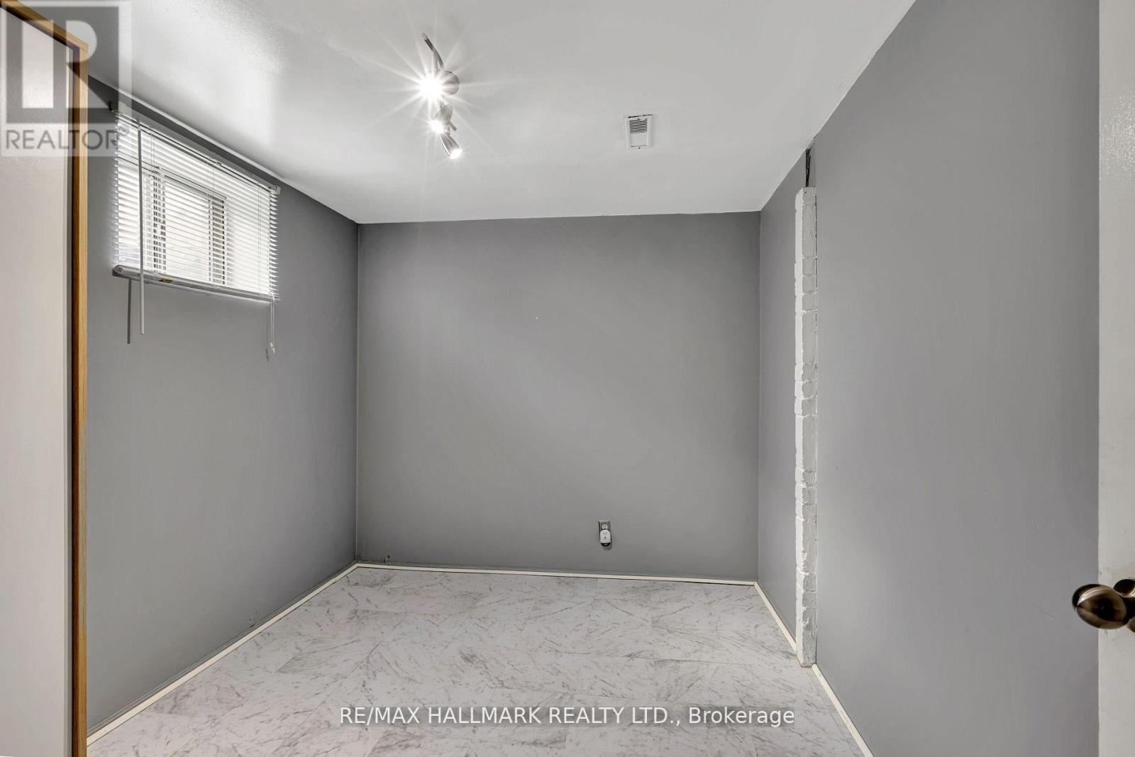 Bsmt - 90 Santamonica Boulevard, Toronto, Ontario  M1L 4H5 - Photo 10 - E13690858