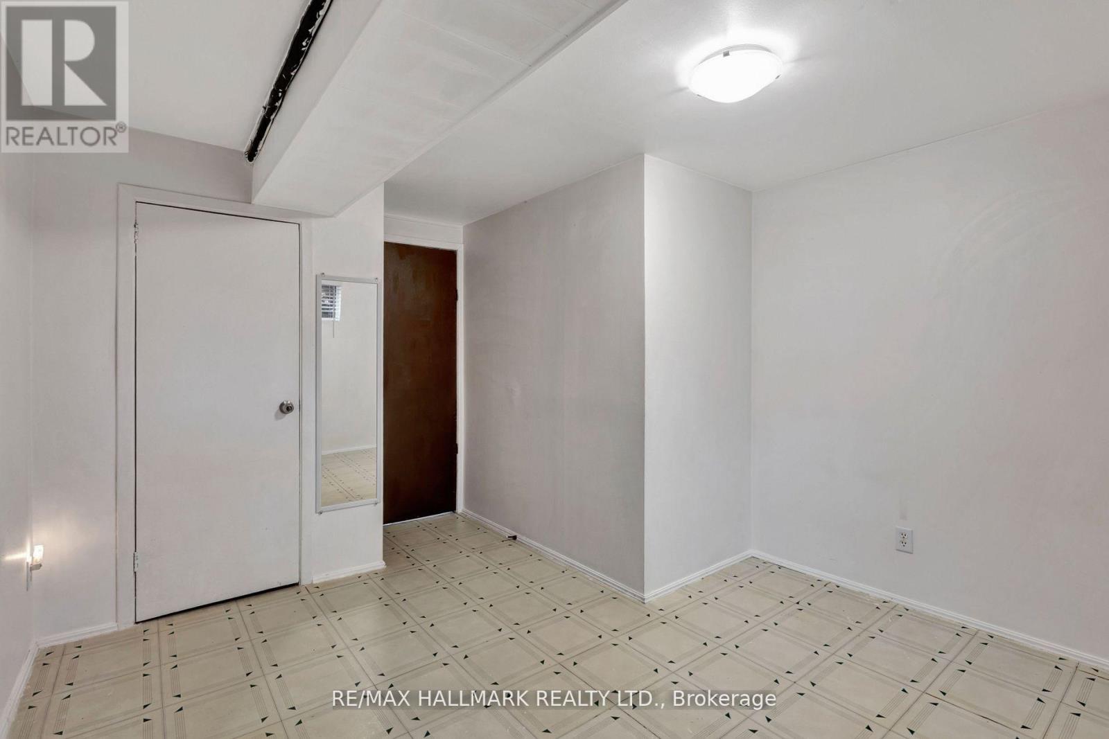 Bsmt - 90 Santamonica Boulevard, Toronto, Ontario  M1L 4H5 - Photo 9 - E13690858