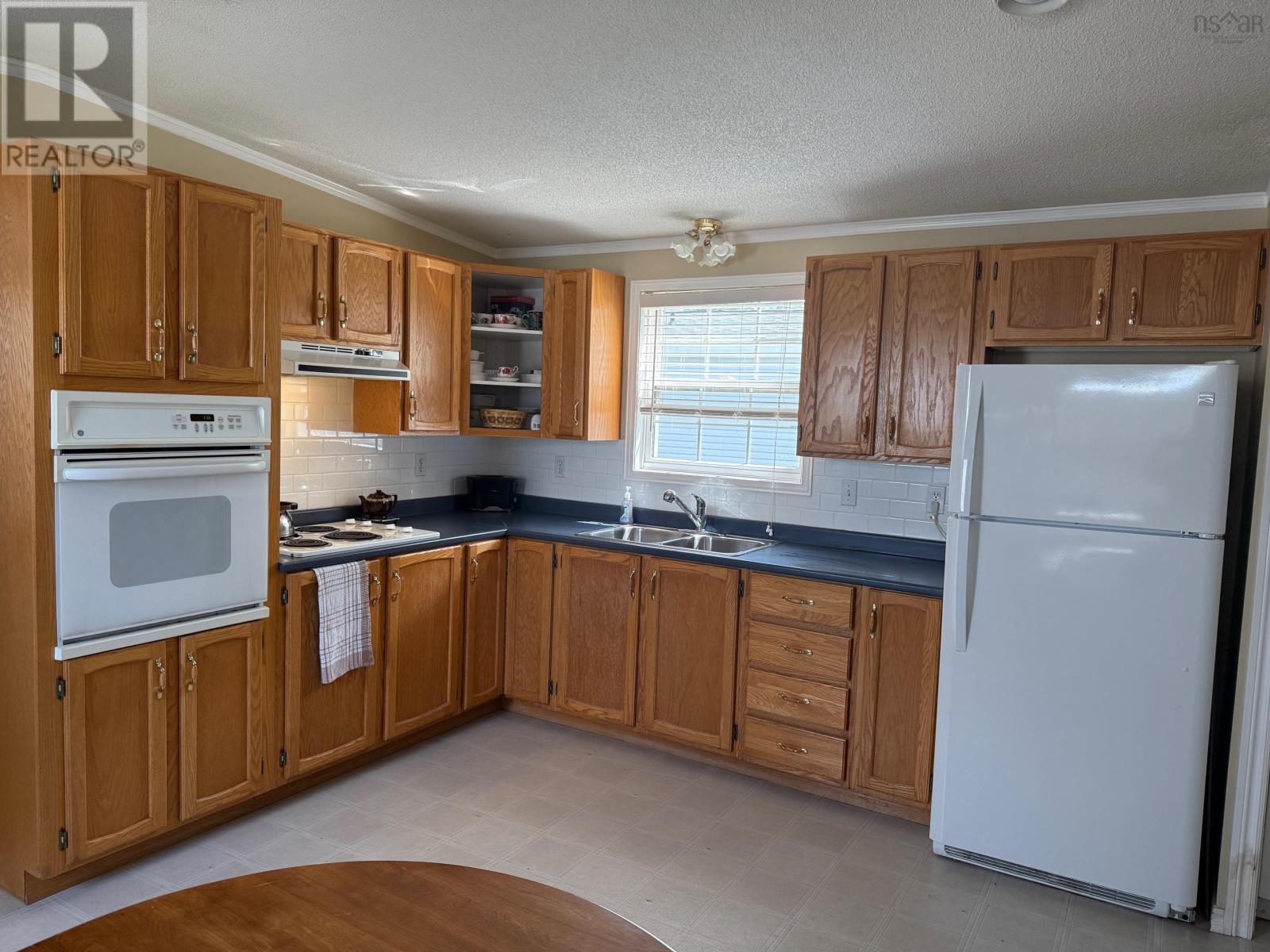 81 Thomson Drive, Bridgewater, Nova Scotia  B4V 4E1 - Photo 27 - 202522134