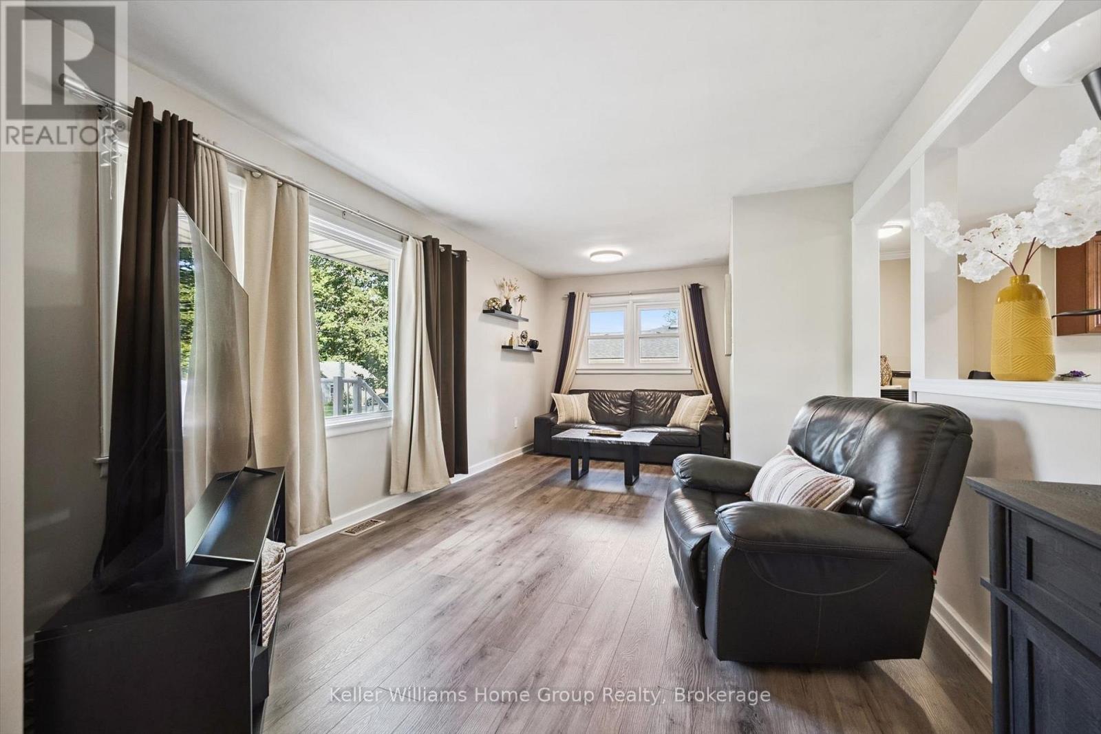 297 Herrick Street N, Centre Wellington (Fergus), Ontario  N1M 2C9 - Photo 8 - X13690658