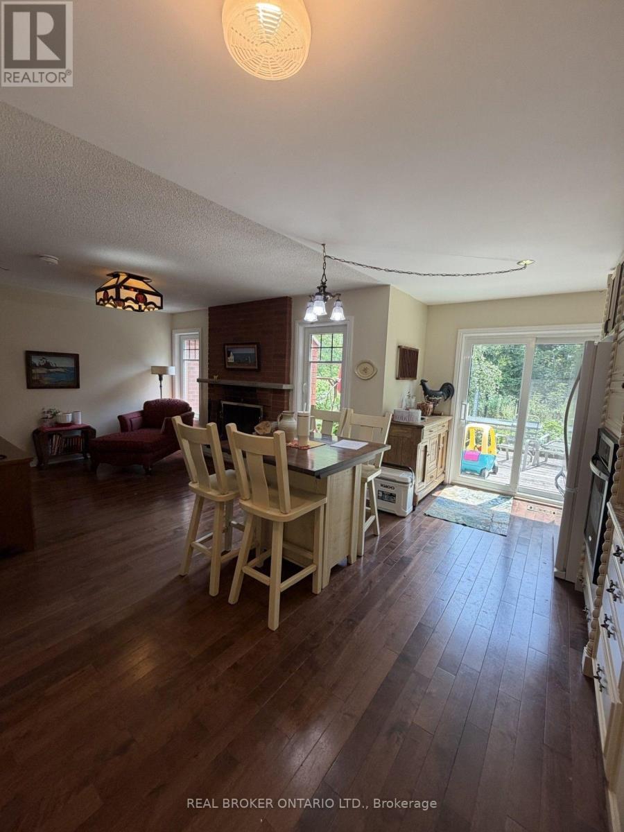 Upper - 205 Cedar Beach Road, Brock (Beaverton), Ontario  L0K 1A0 - Photo 4 - N13690652