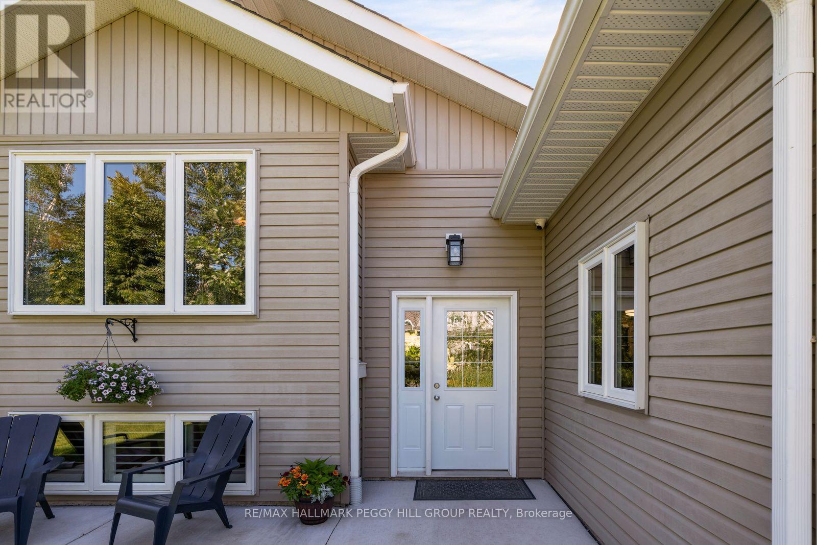 1680 Timmins Avenue, Innisfil, Ontario  L9S 1S8 - Photo 2 - N13690696