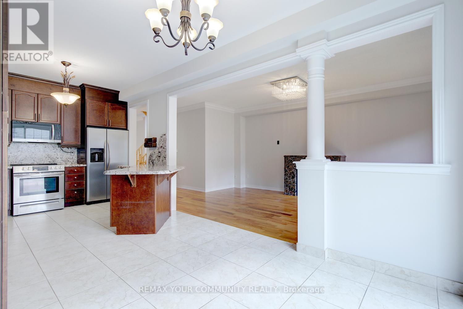 26 Yarden Drive, Vaughan, Ontario  L6A 0W2 - Photo 13 - N13690716