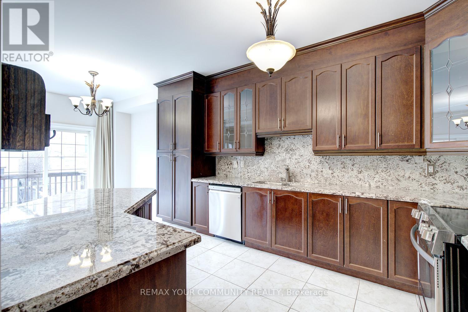 26 Yarden Drive, Vaughan, Ontario  L6A 0W2 - Photo 17 - N13690716