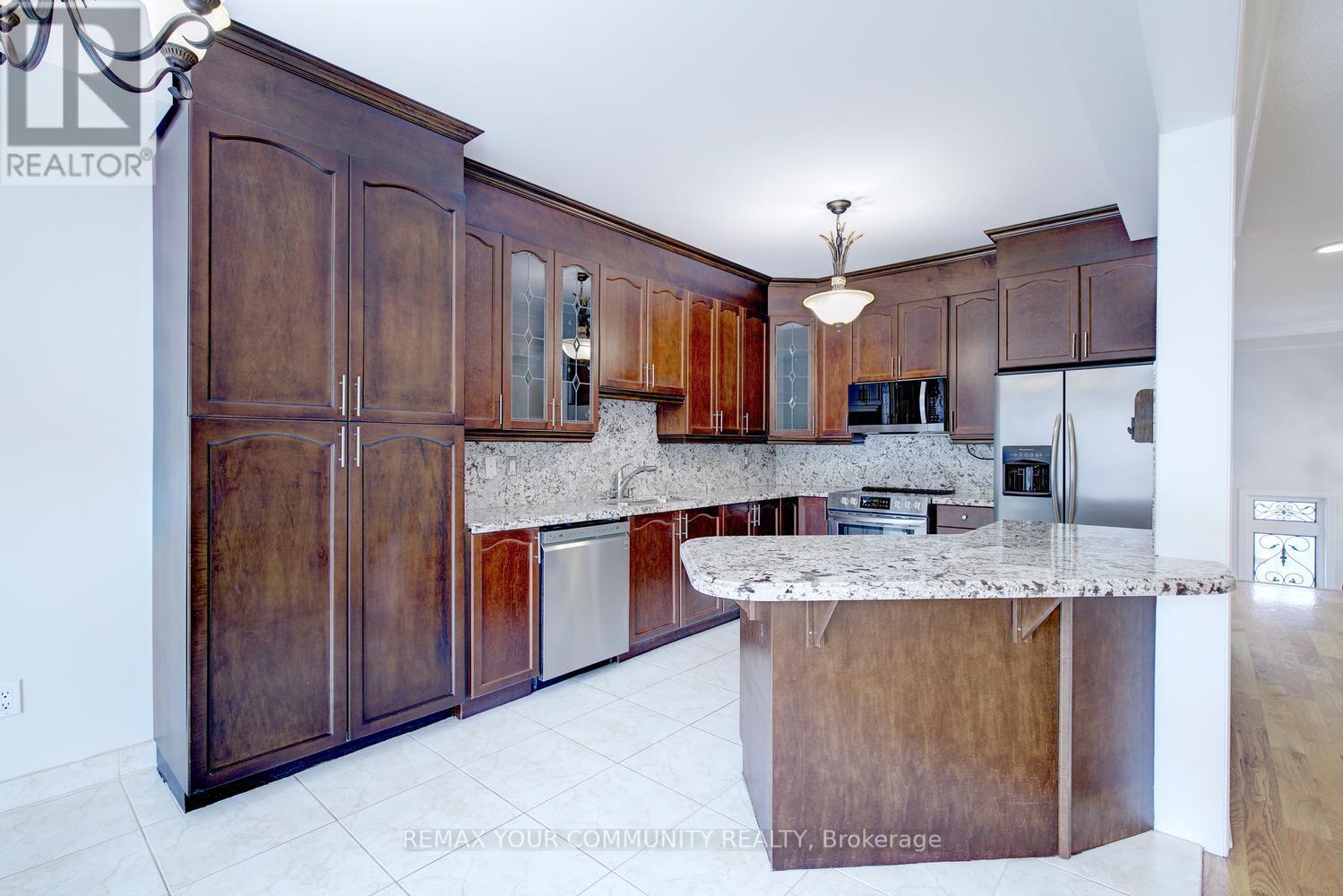 26 Yarden Drive, Vaughan, Ontario  L6A 0W2 - Photo 18 - N13690716