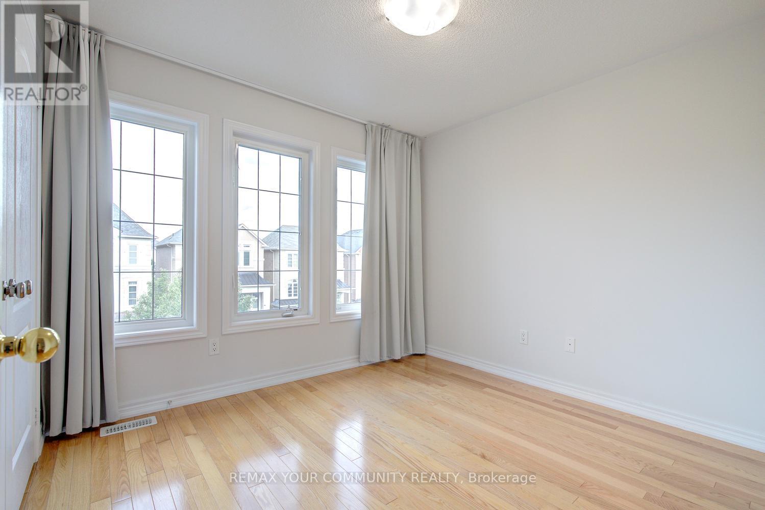 26 Yarden Drive, Vaughan, Ontario  L6A 0W2 - Photo 37 - N13690716