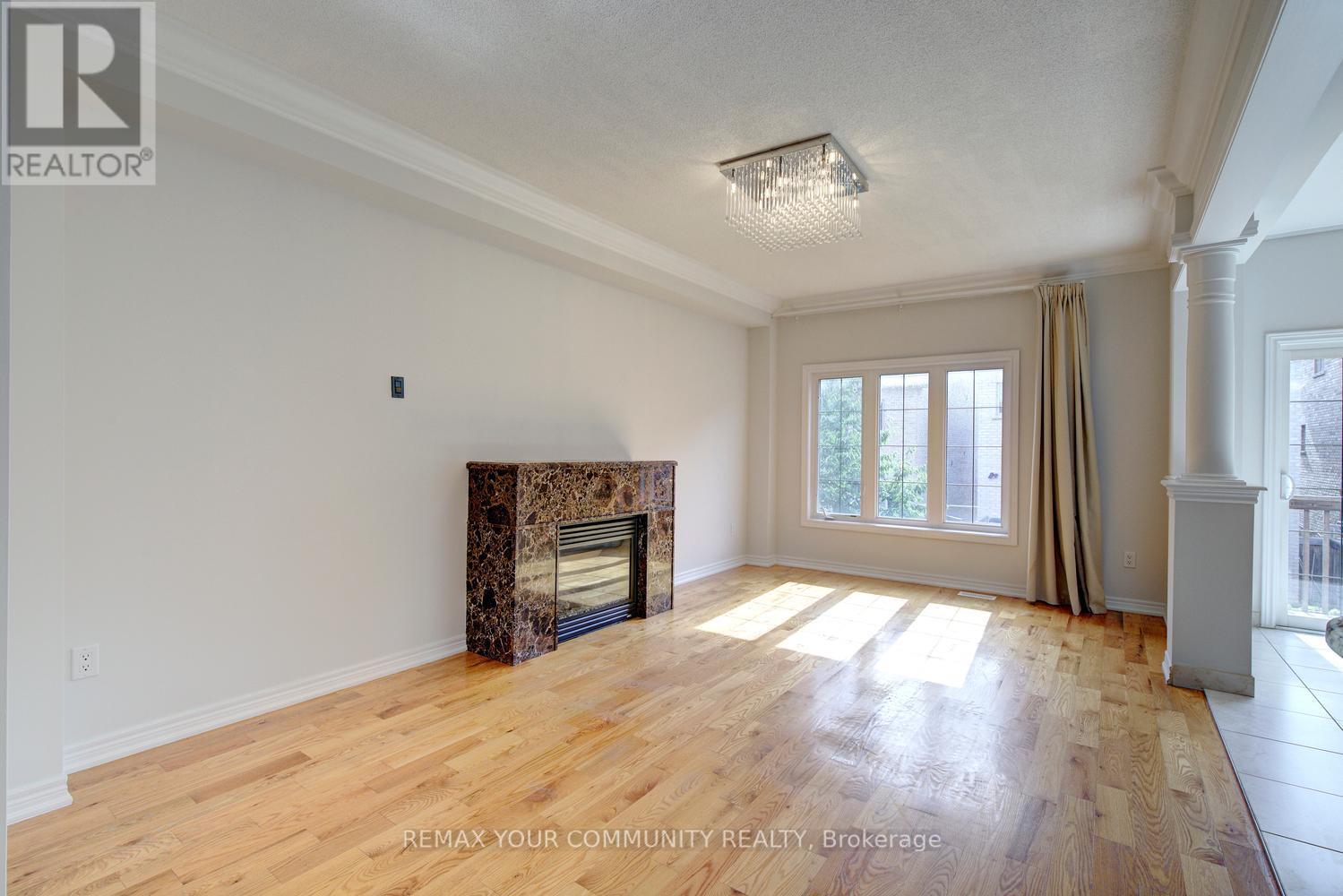 26 Yarden Drive, Vaughan, Ontario  L6A 0W2 - Photo 8 - N13690716